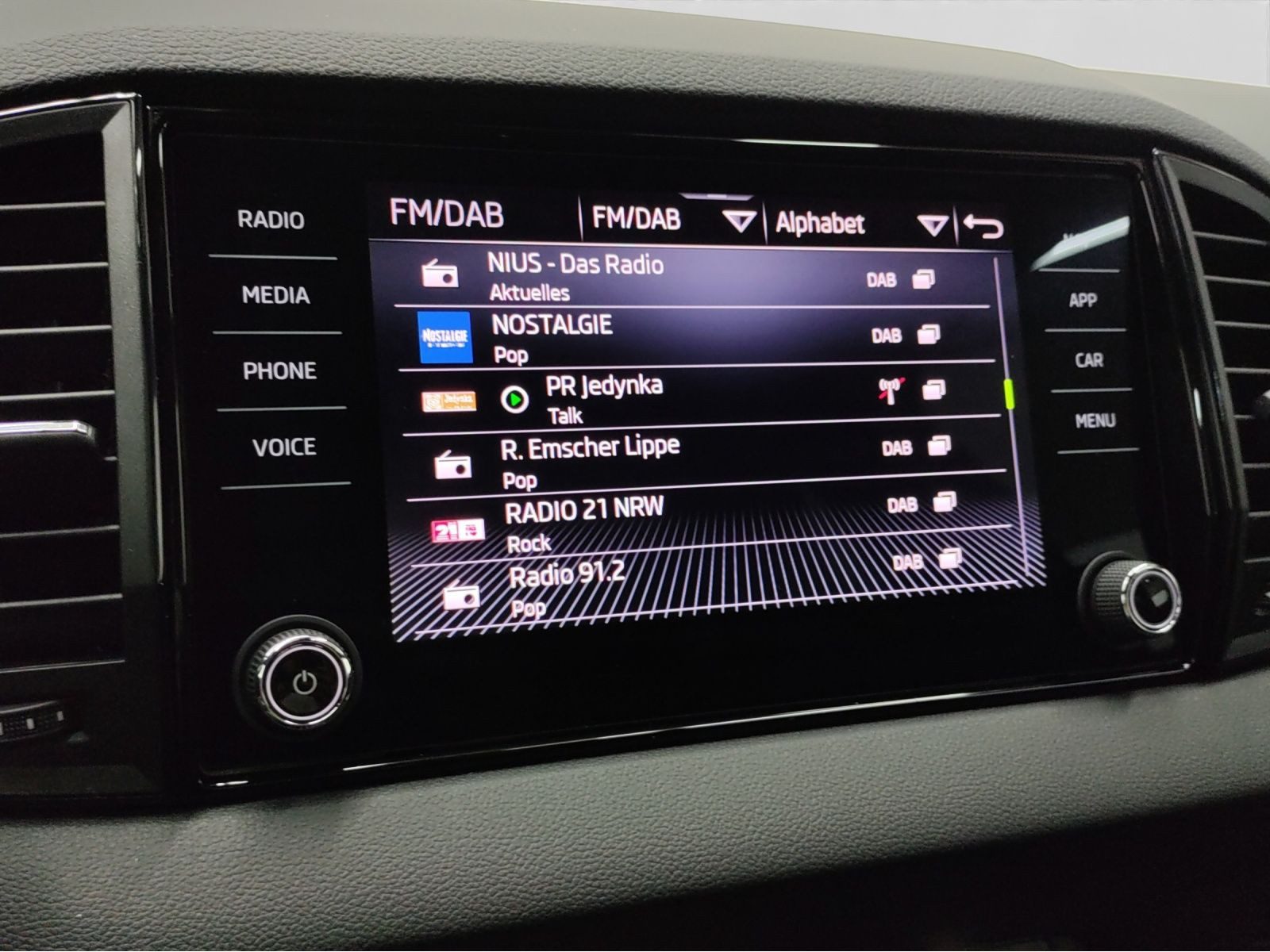 Skoda Karoq – Foto 14