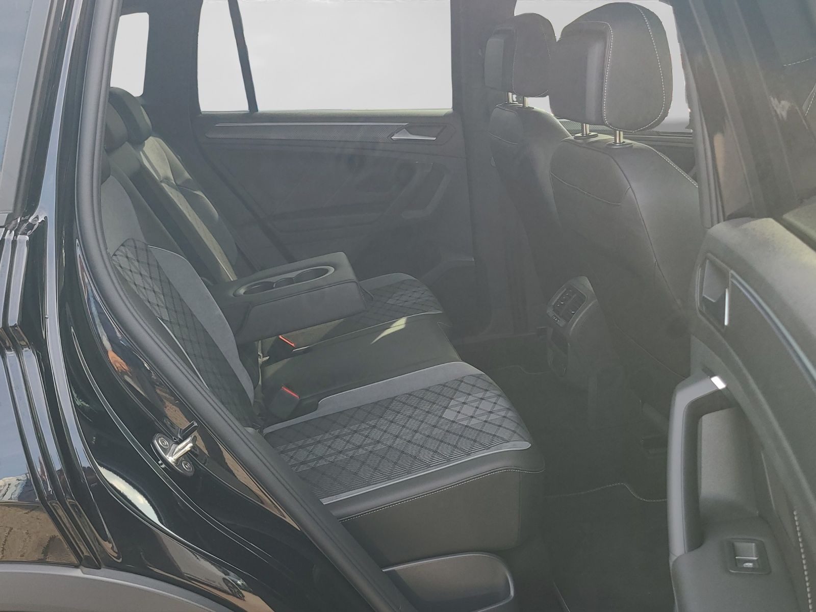 Volkswagen Tiguan – Foto 6