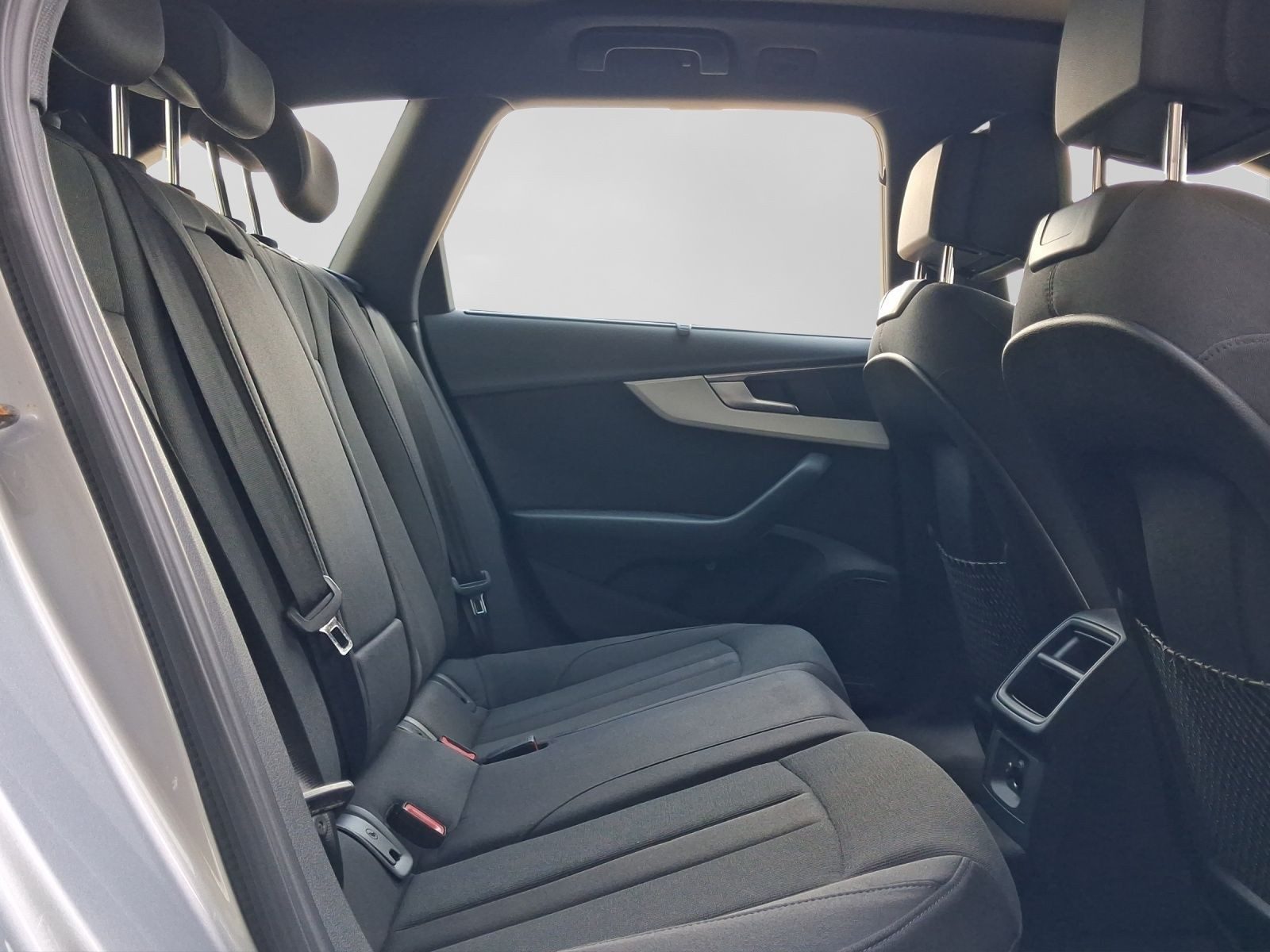 Audi A4 Avant – Foto 7