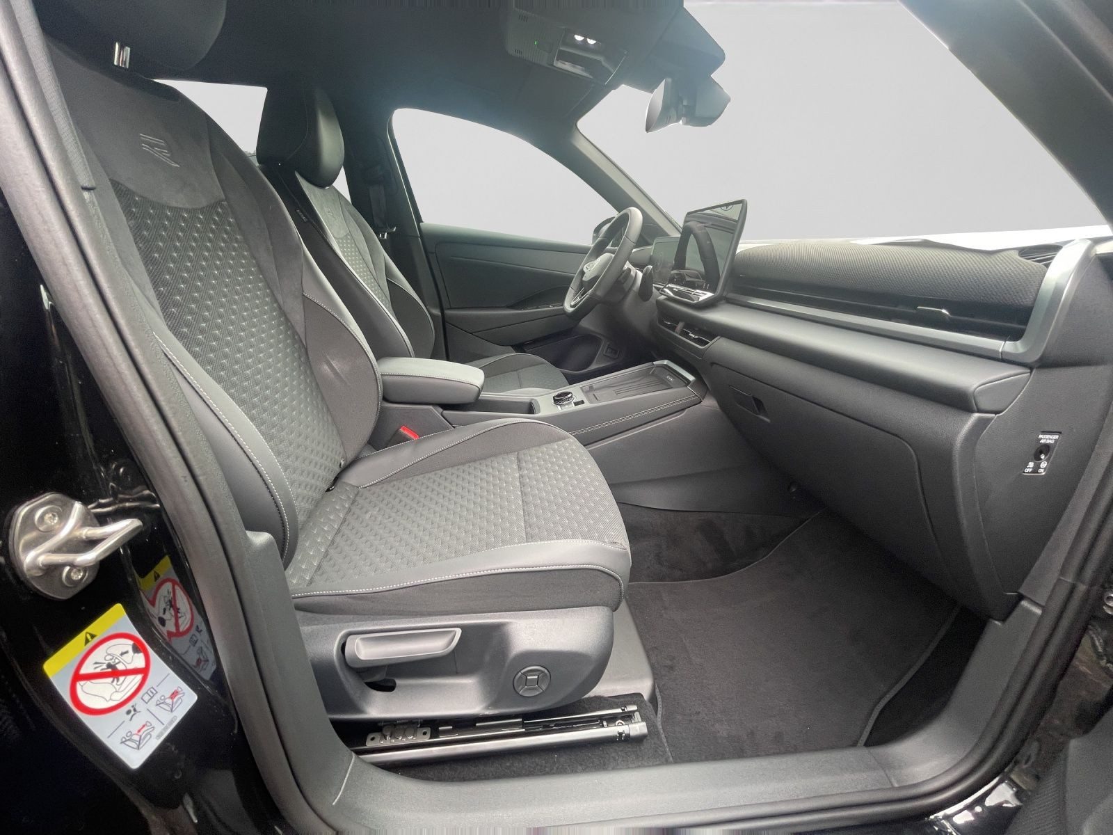 Volkswagen T-Roc – Foto 4