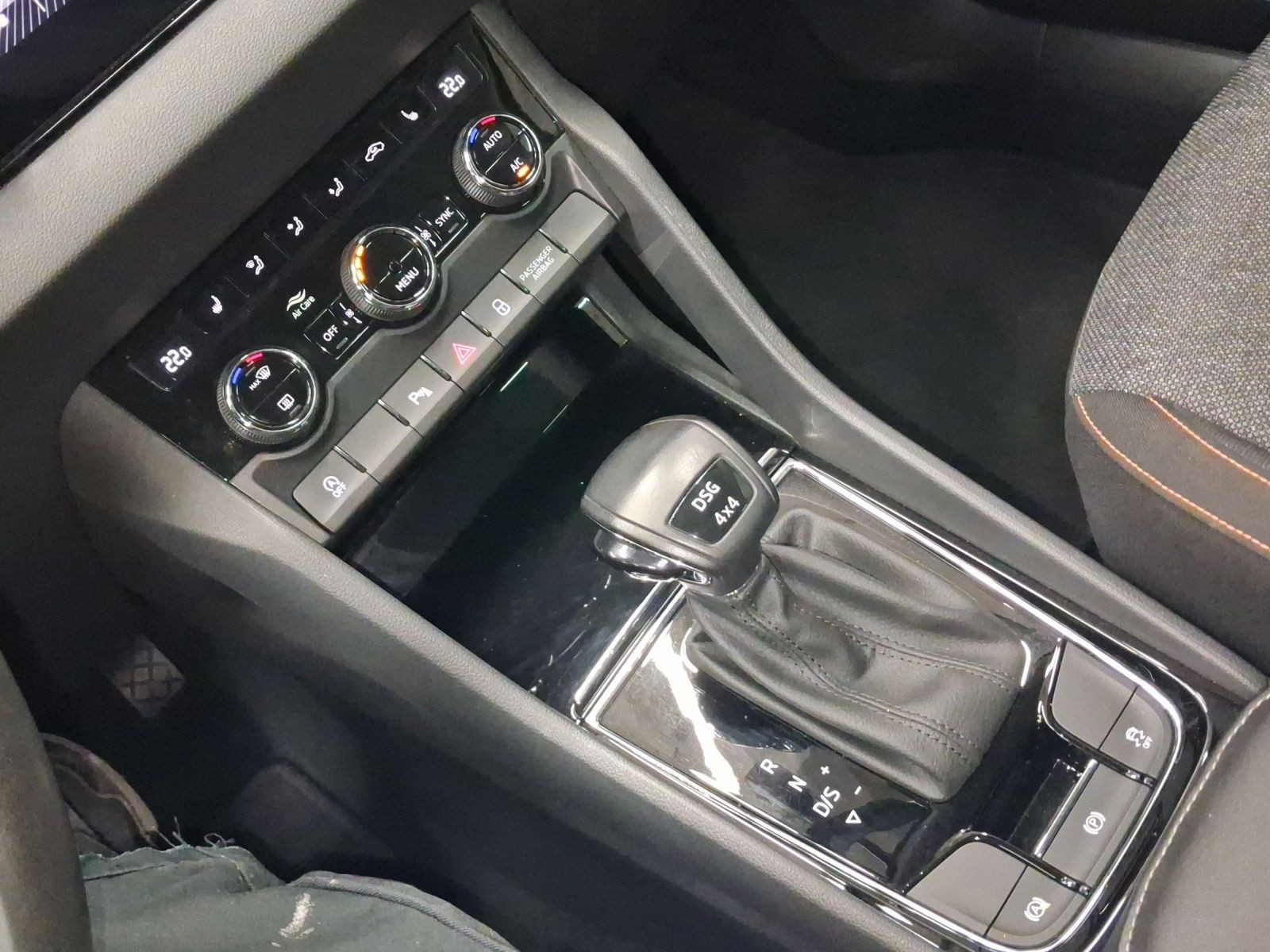 Skoda Karoq – Foto 11