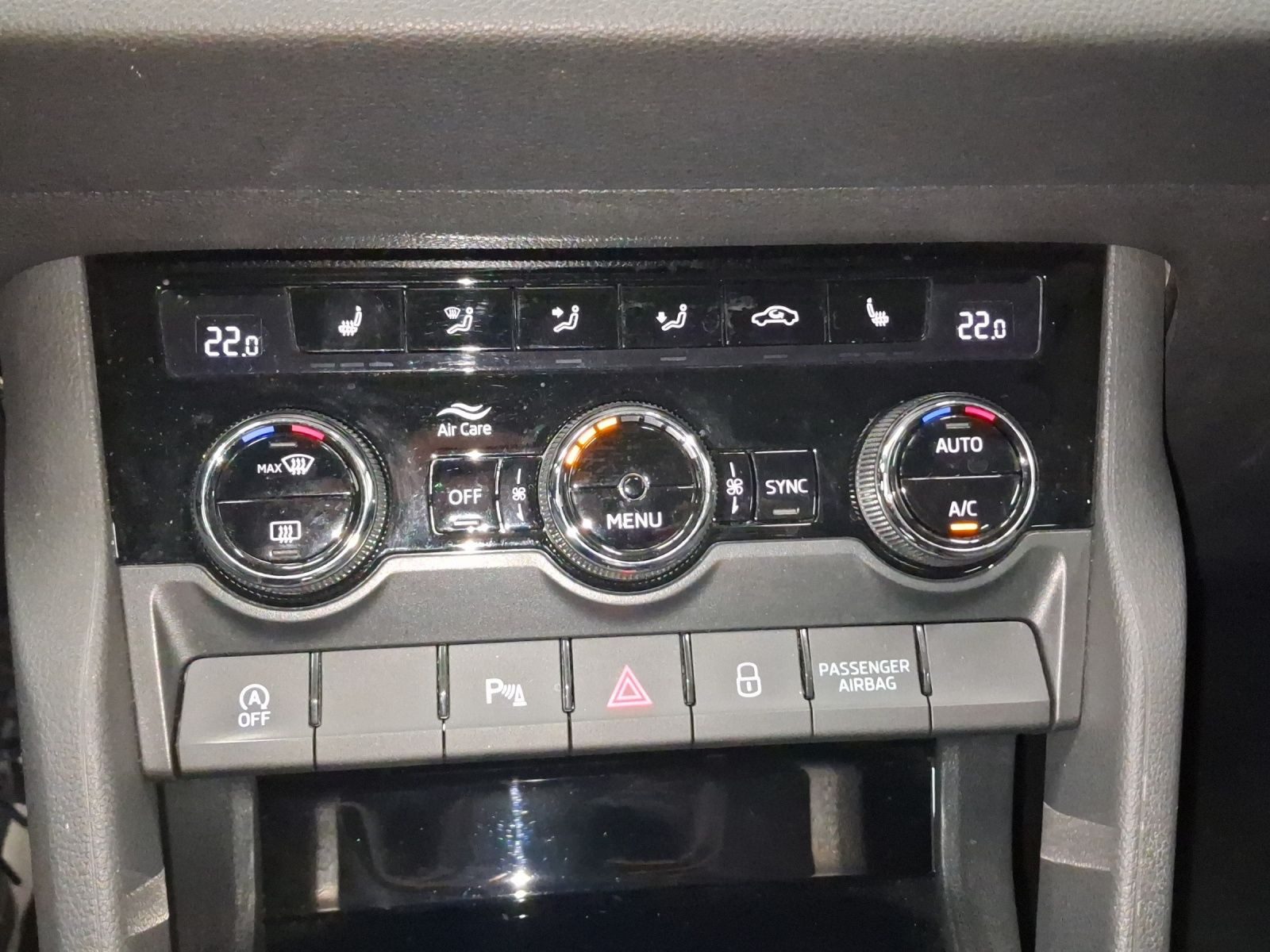 Skoda Karoq – Foto 16