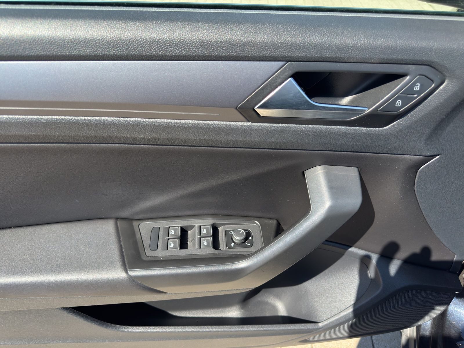 Volkswagen T-Roc Cabriolet – Bild 8