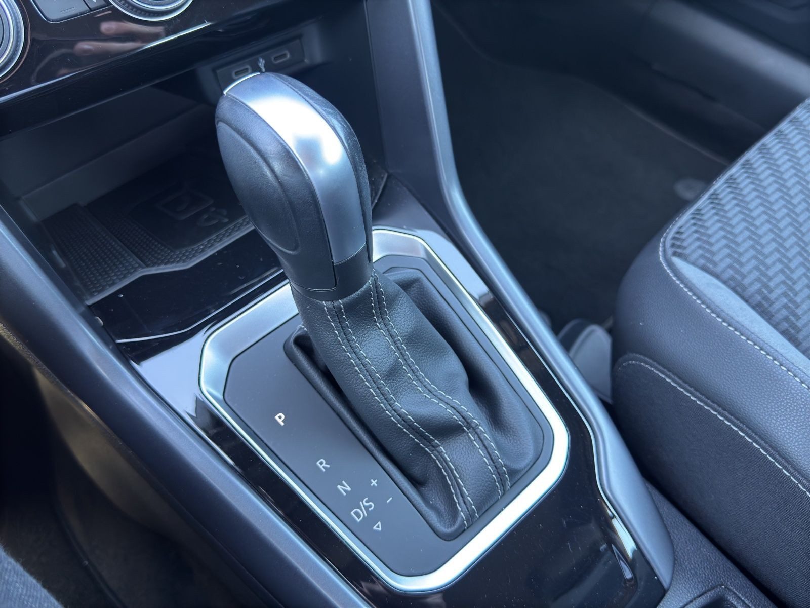 Volkswagen T-Roc Cabriolet – Bild 11