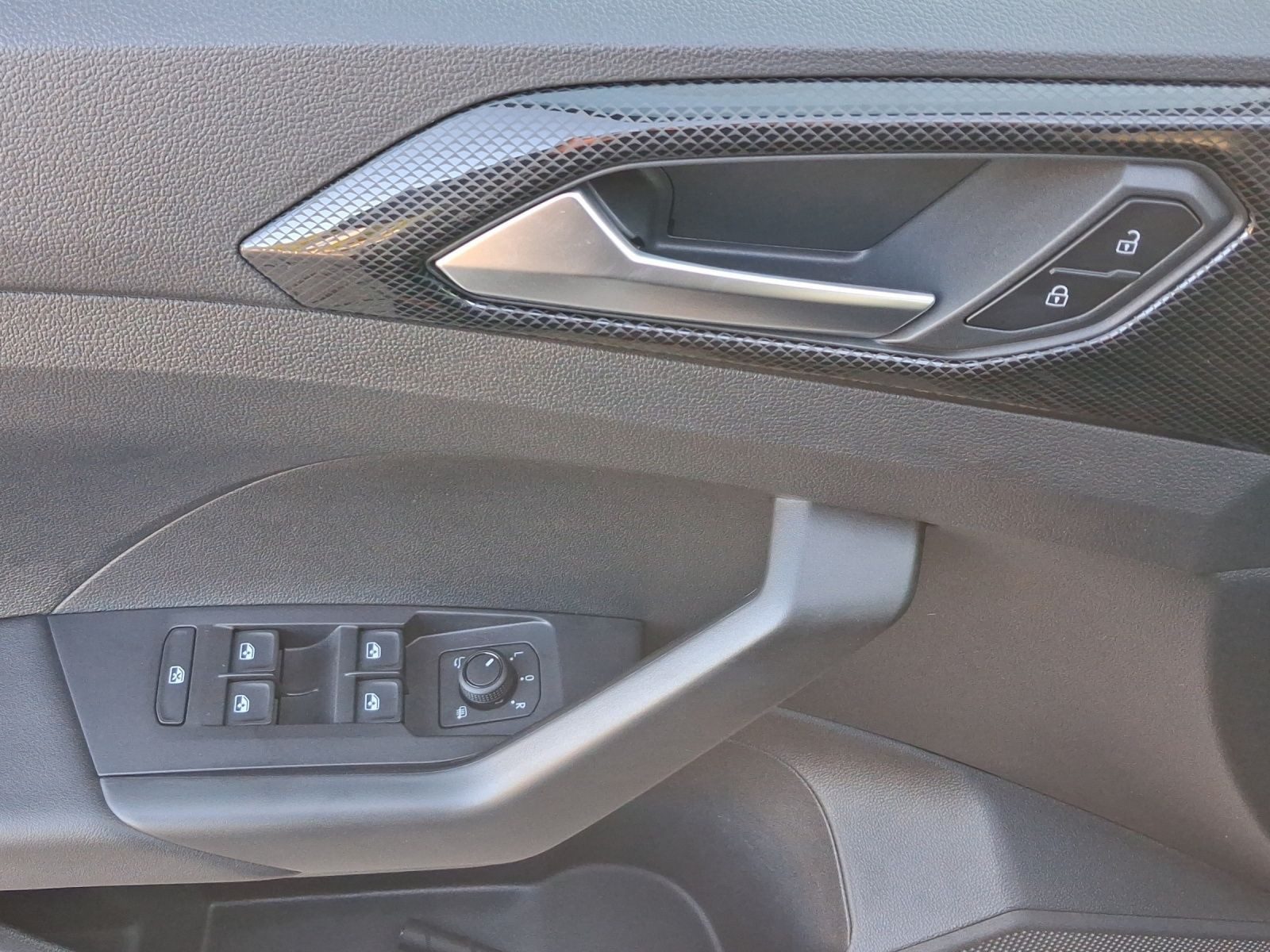 Volkswagen T-Cross – Bild 8