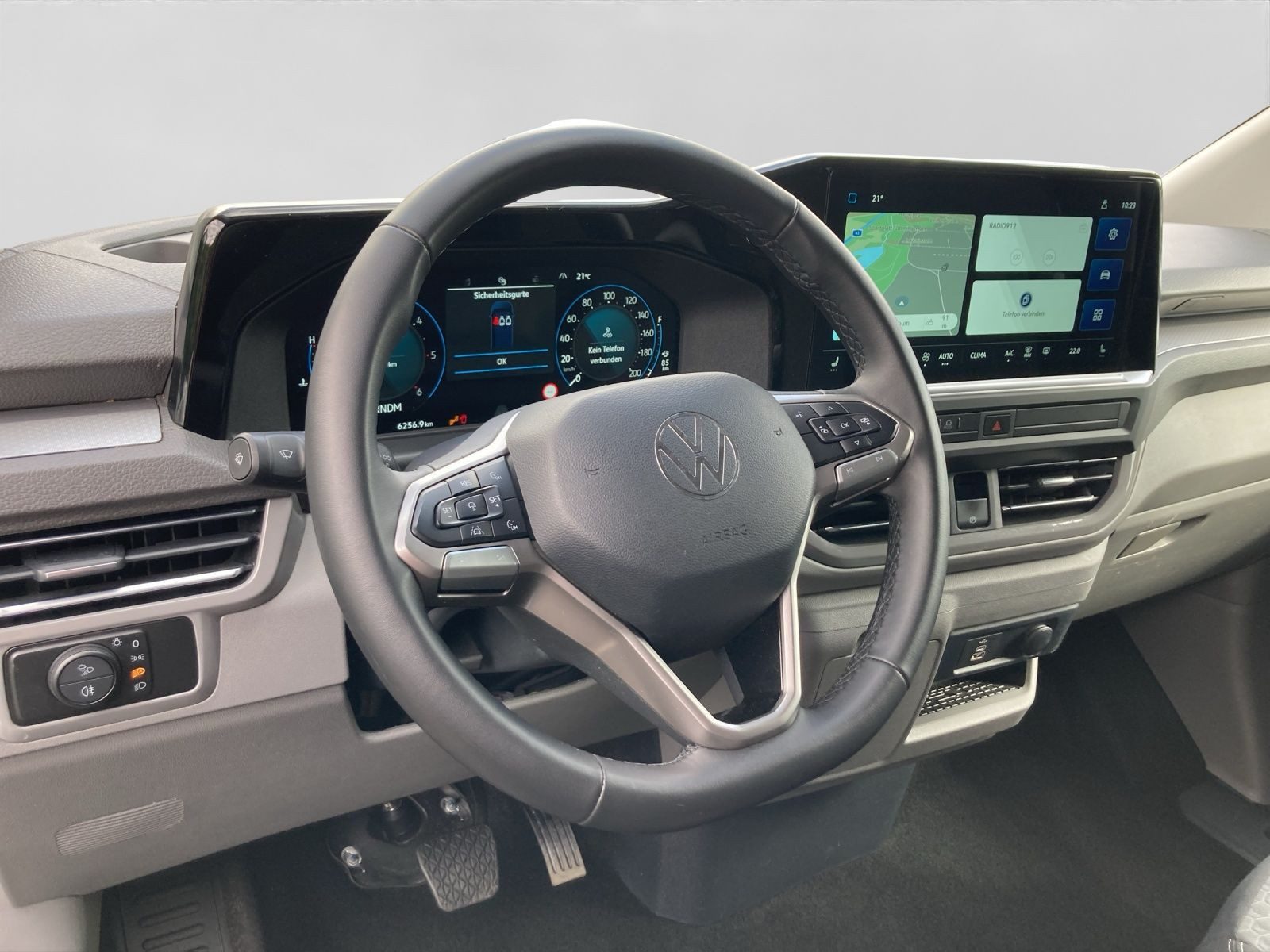 Volkswagen T7 Caravelle – Bild 9