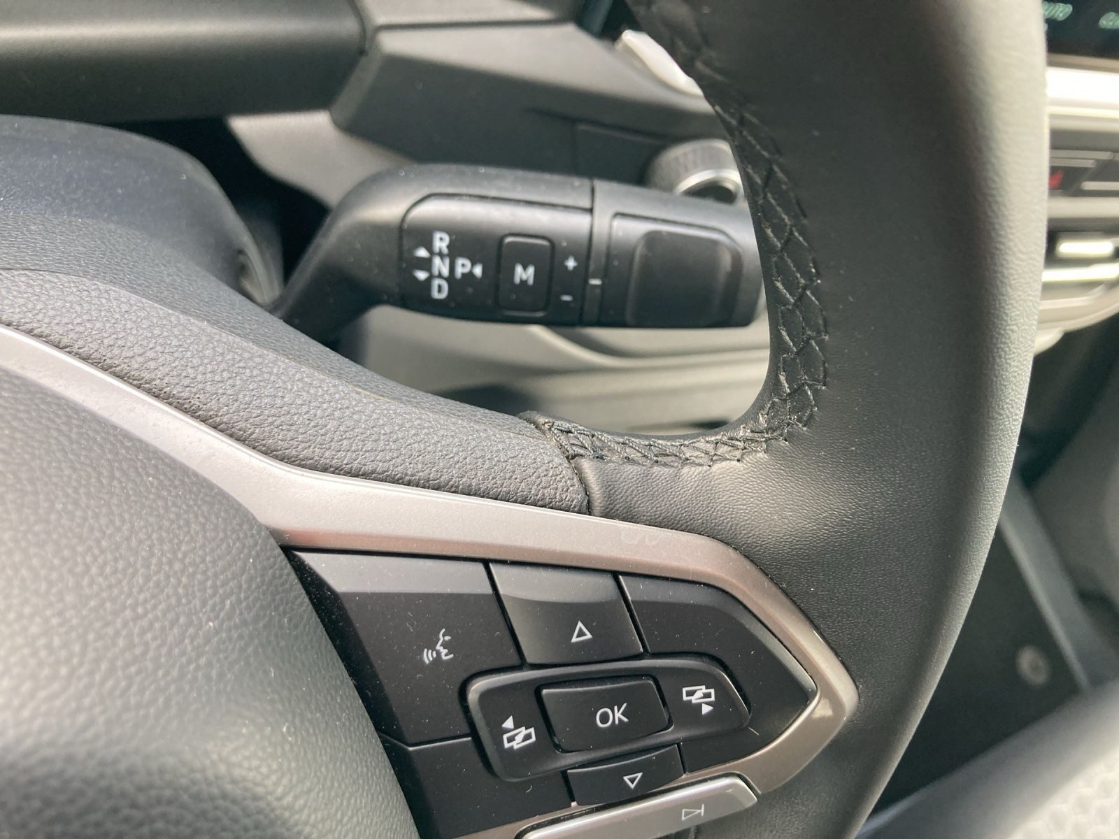 Volkswagen T7 Caravelle – Bild 11