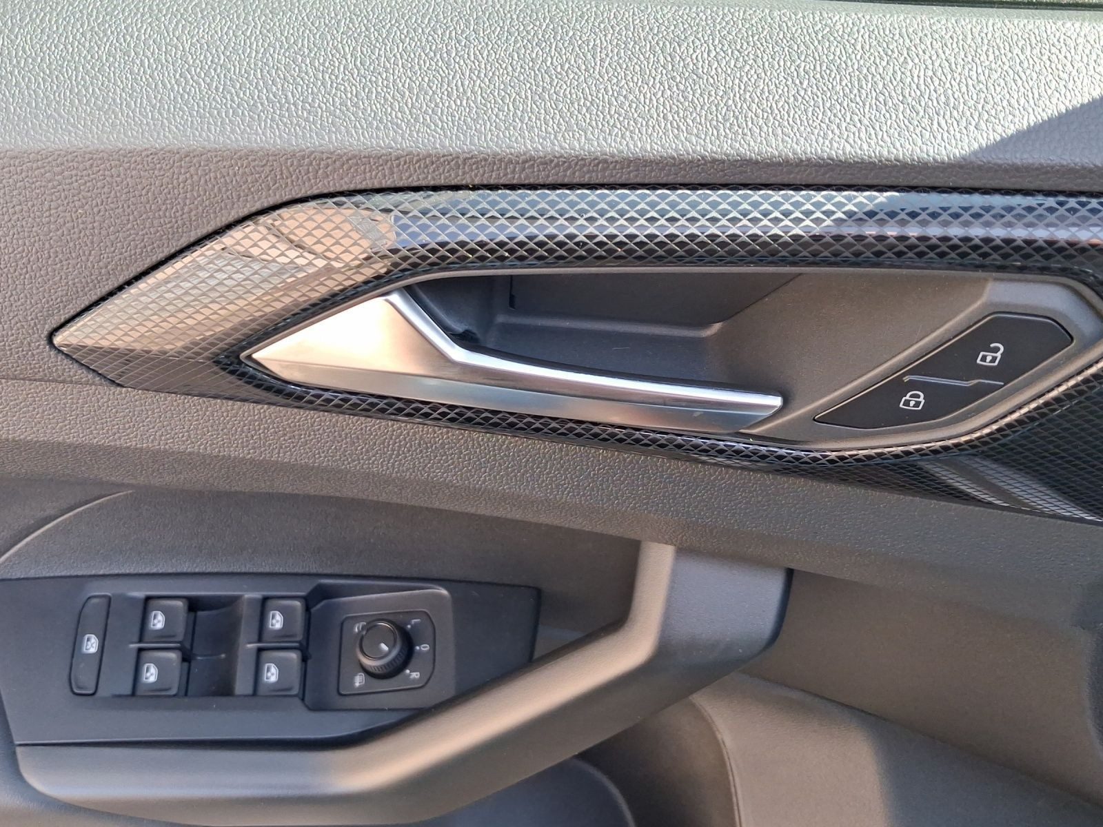 Volkswagen T-Cross – Bild 8