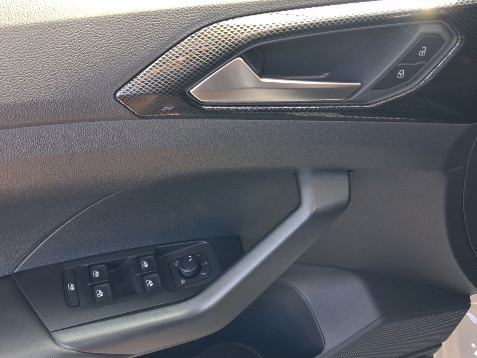 Volkswagen T-Cross – Bild 8
