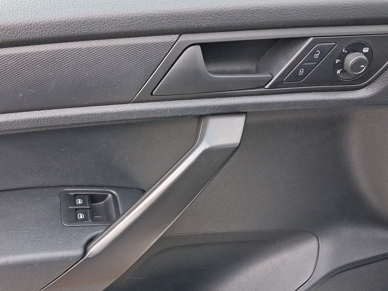 Volkswagen Caddy – Bild 8