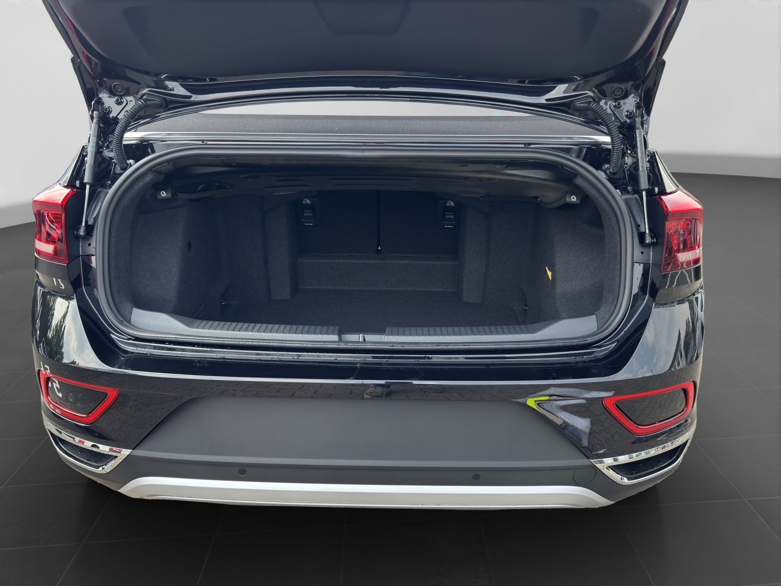 Volkswagen T-Roc Cabriolet – Bild 17