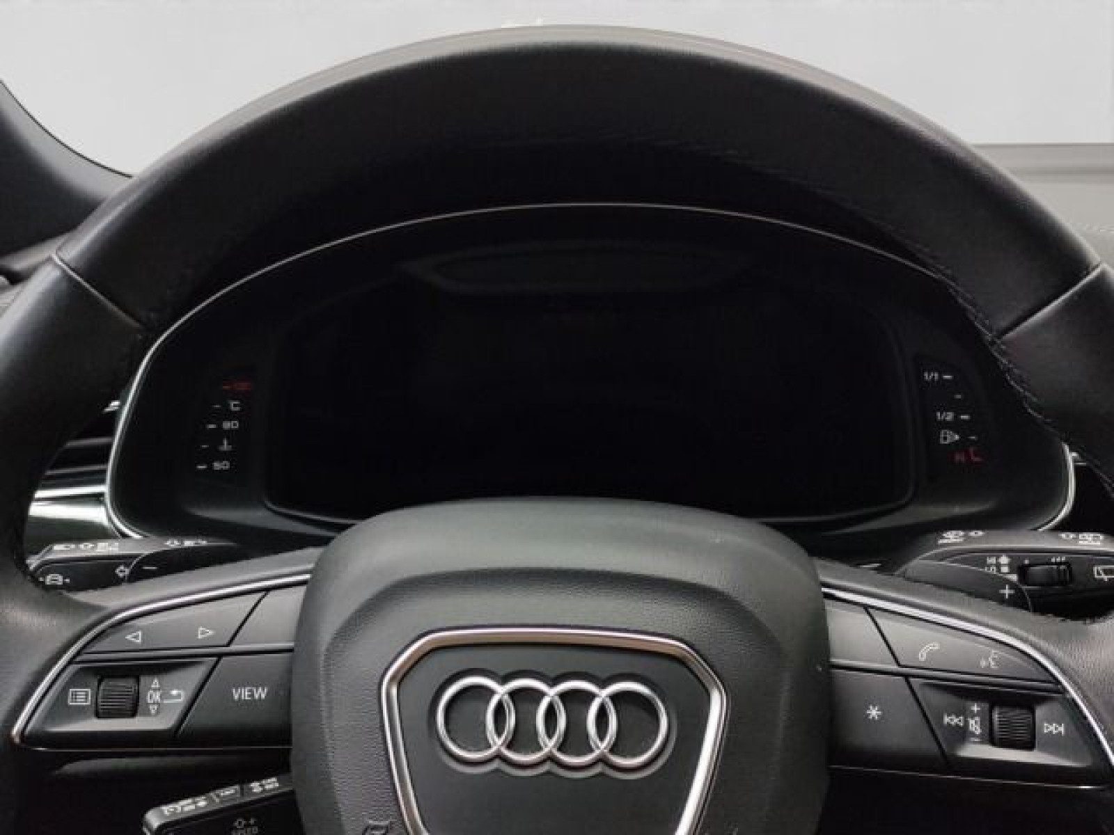 Audi Q8 – Foto 10