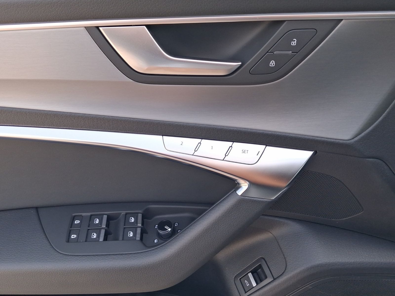 Audi S6 – Bild 8