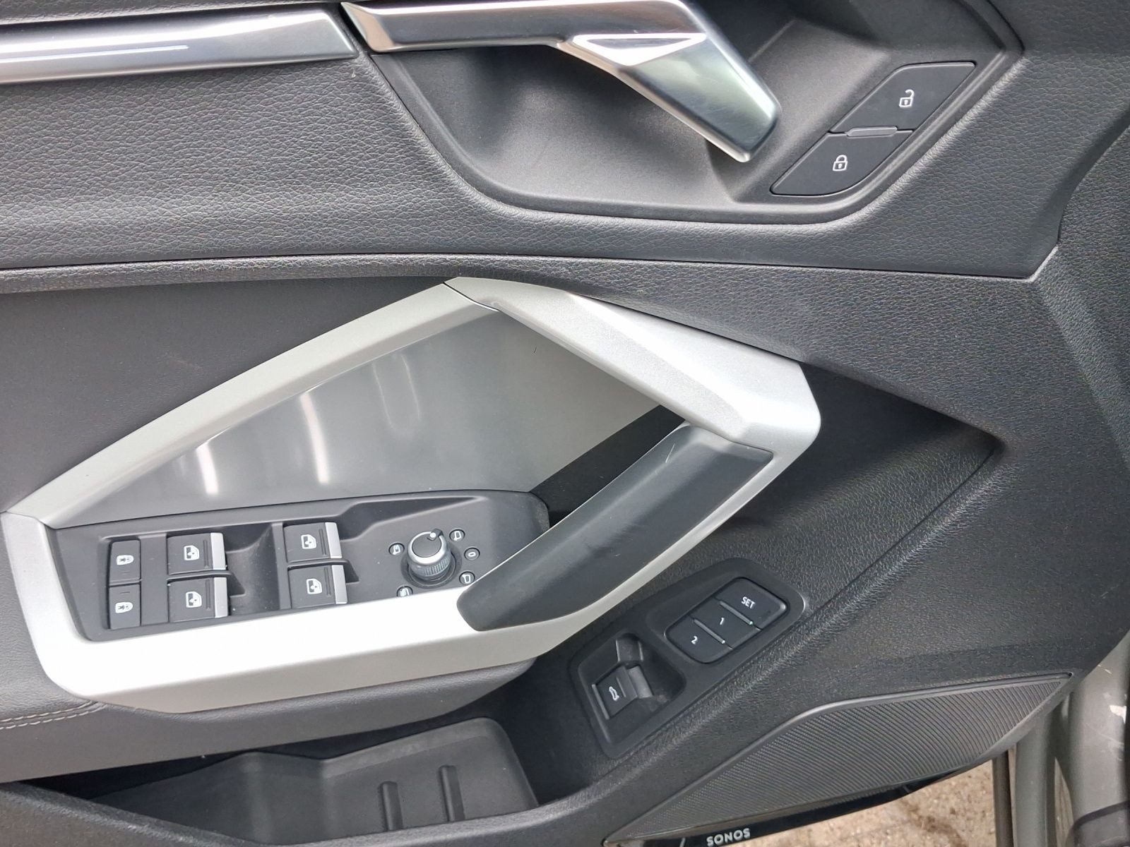 Audi Q3 – Foto 8