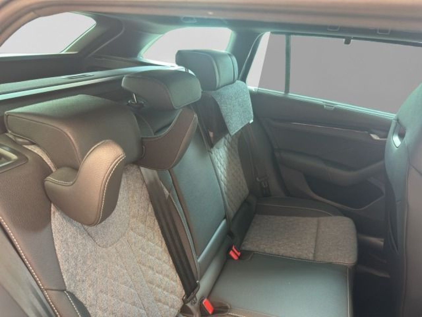 Skoda Octavia – Foto 15