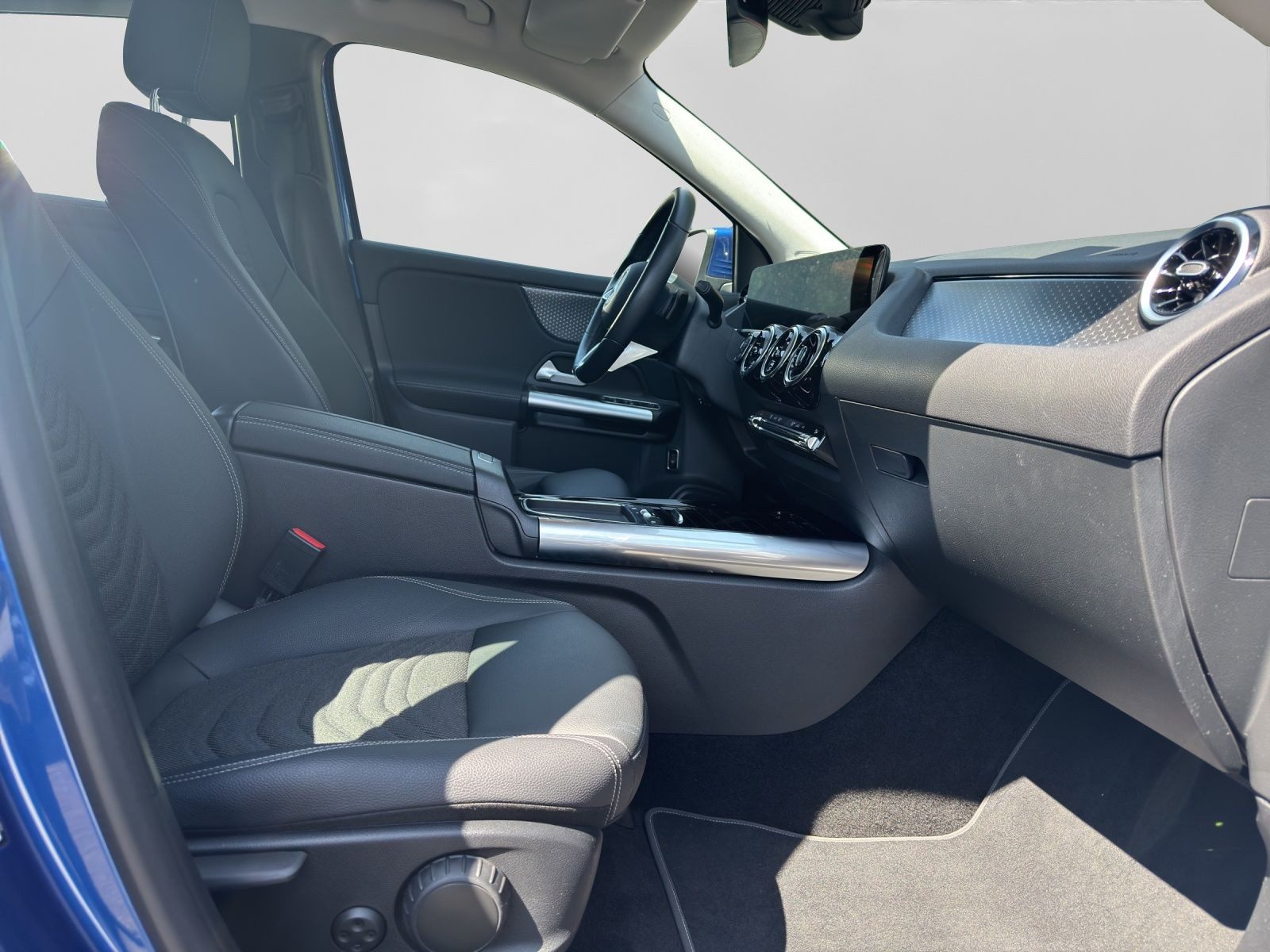 Mercedes-Benz GLA 200 – Bild 4