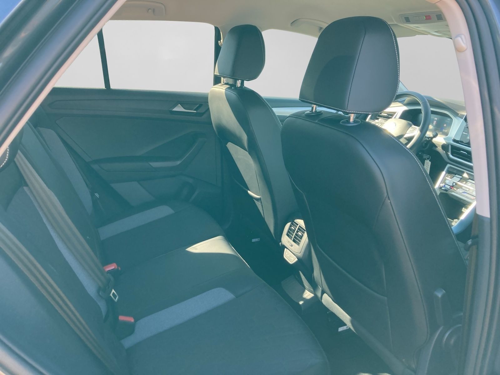 Volkswagen T-Roc – Bild 6