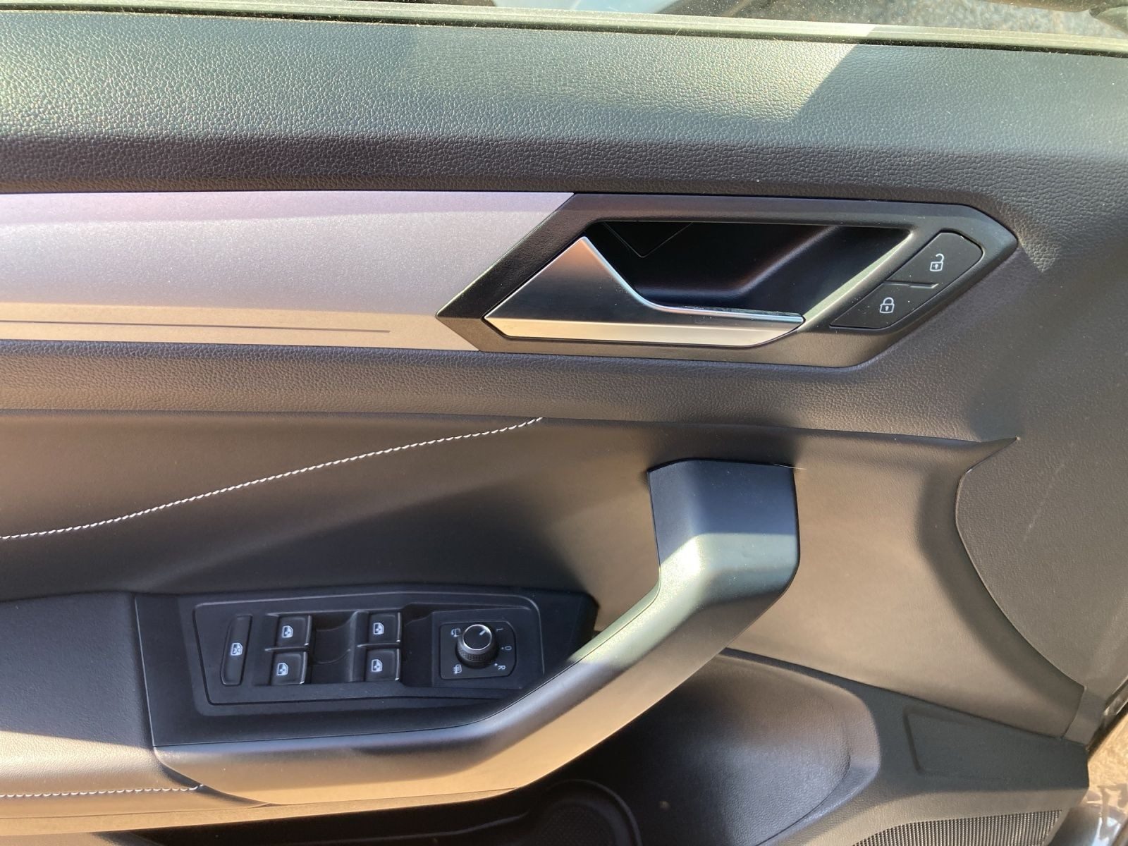Volkswagen T-Roc – Bild 8