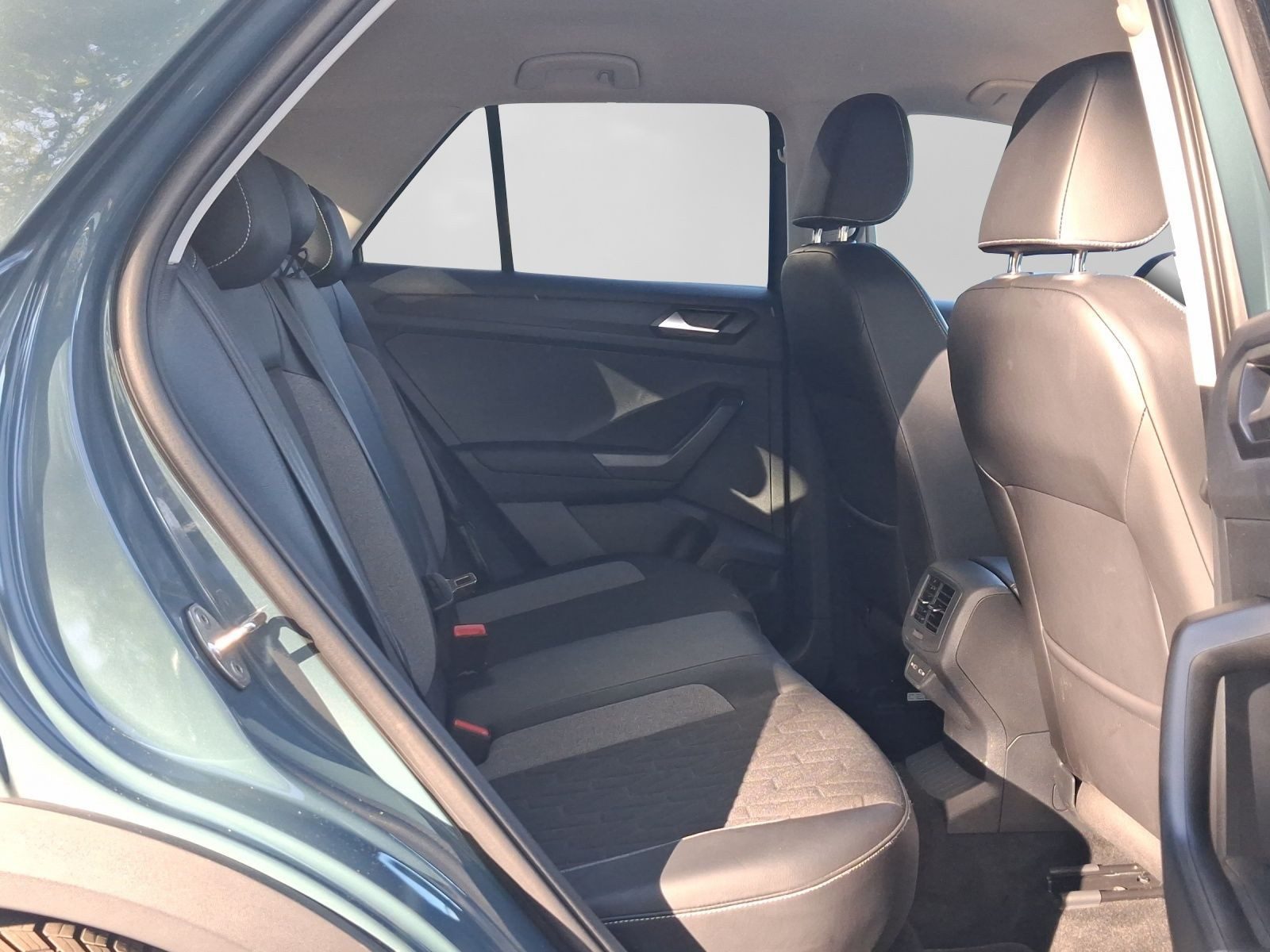 Volkswagen T-Roc – Foto 6
