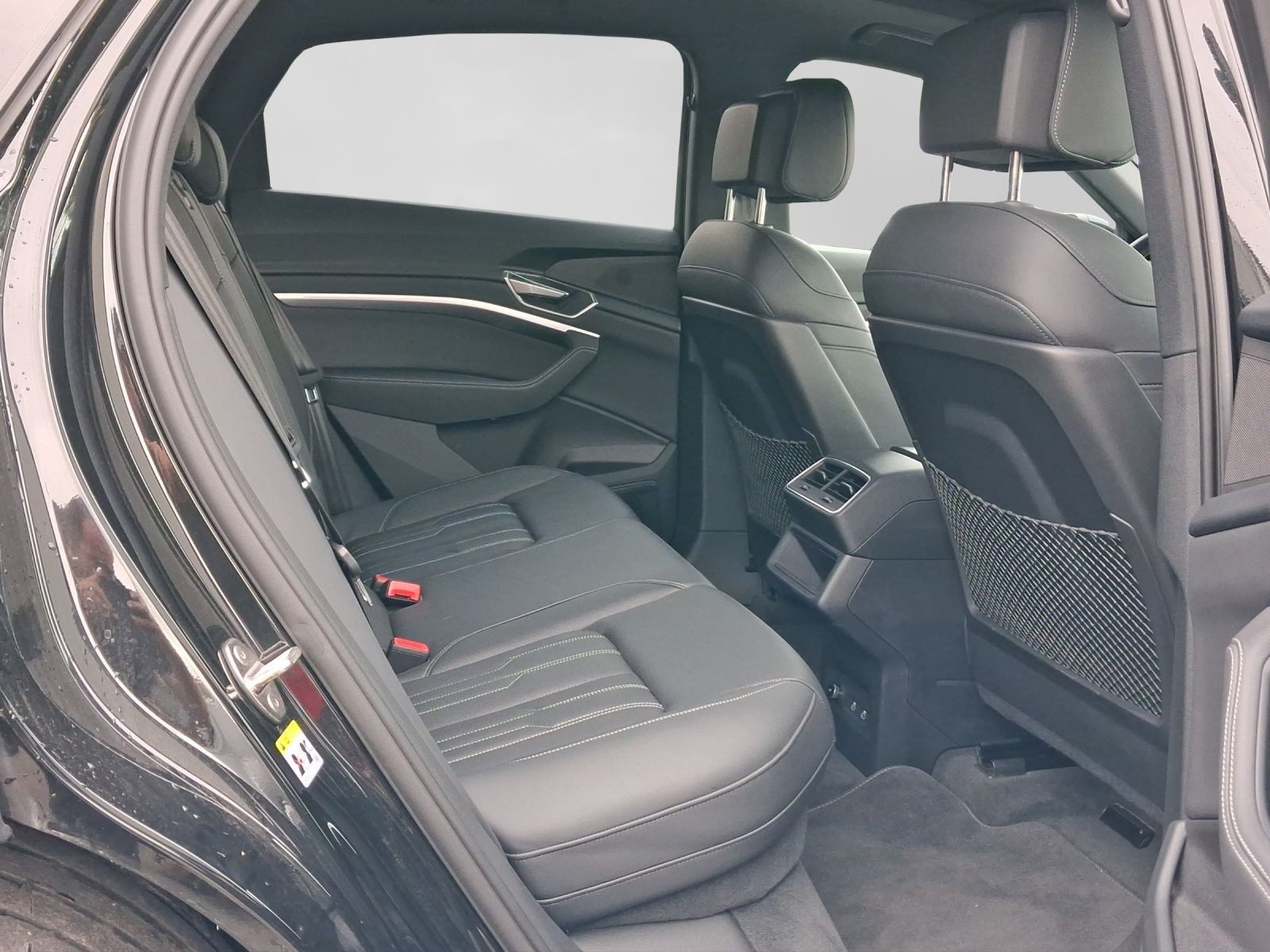 Audi Q8 Sportback e-tron – Bild 6