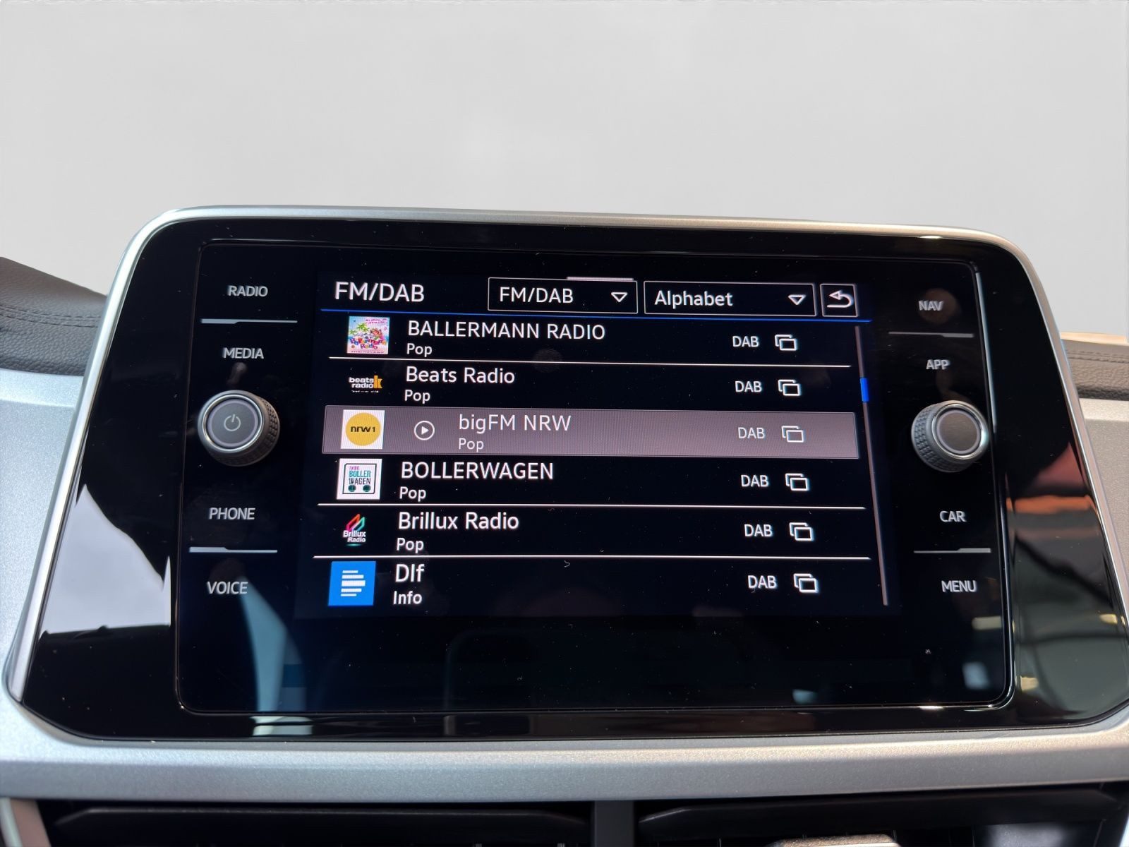 Volkswagen T-Roc Cabriolet – Bild 16