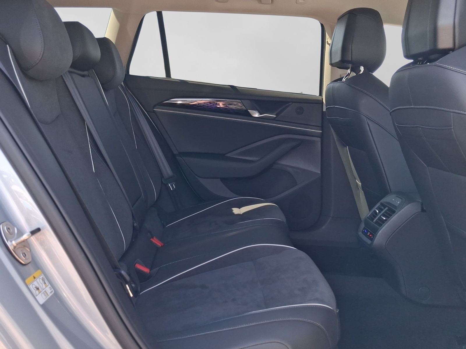 Volkswagen Passat Variant – Bild 6