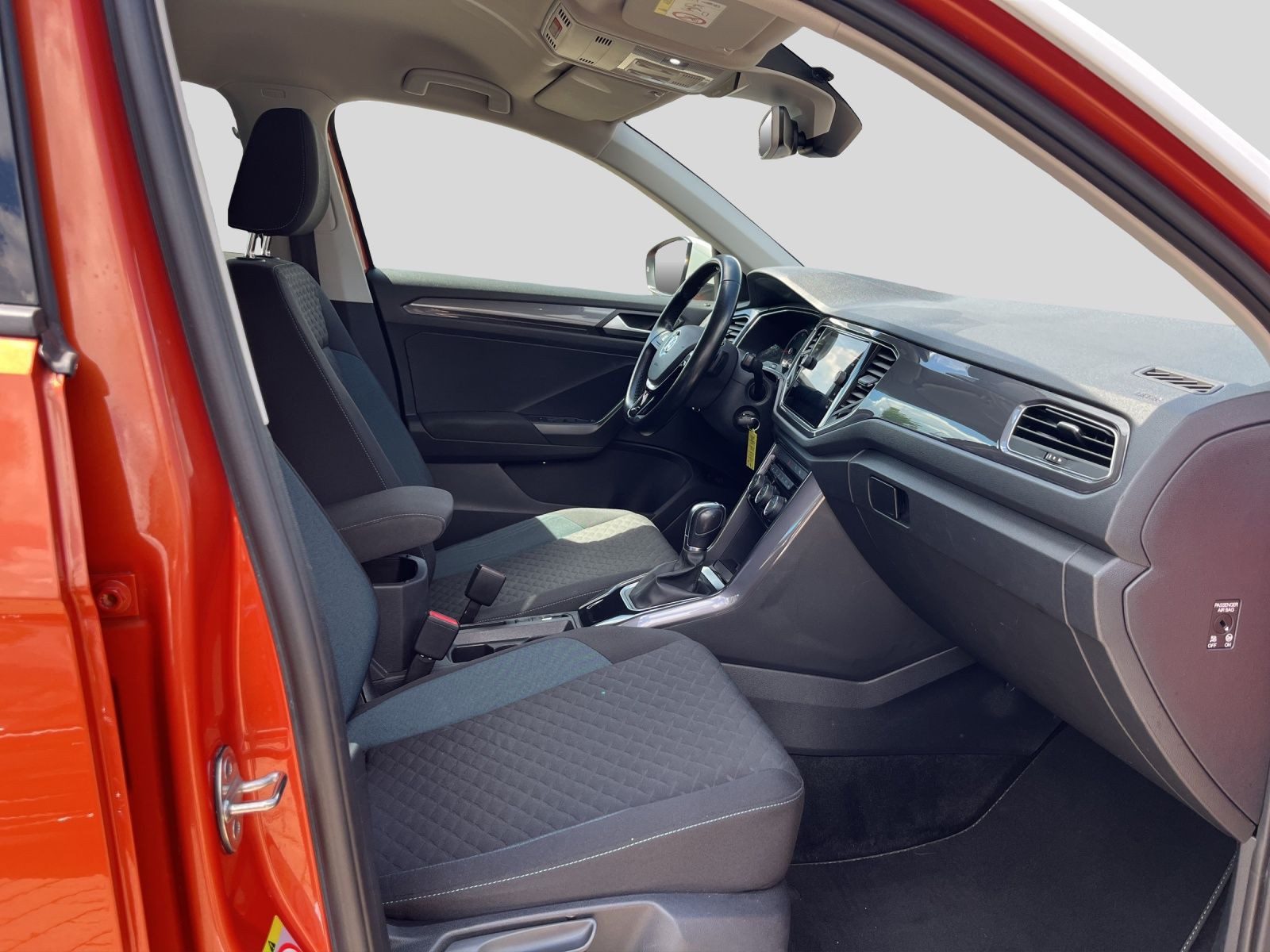 Volkswagen T-Roc – Foto 4