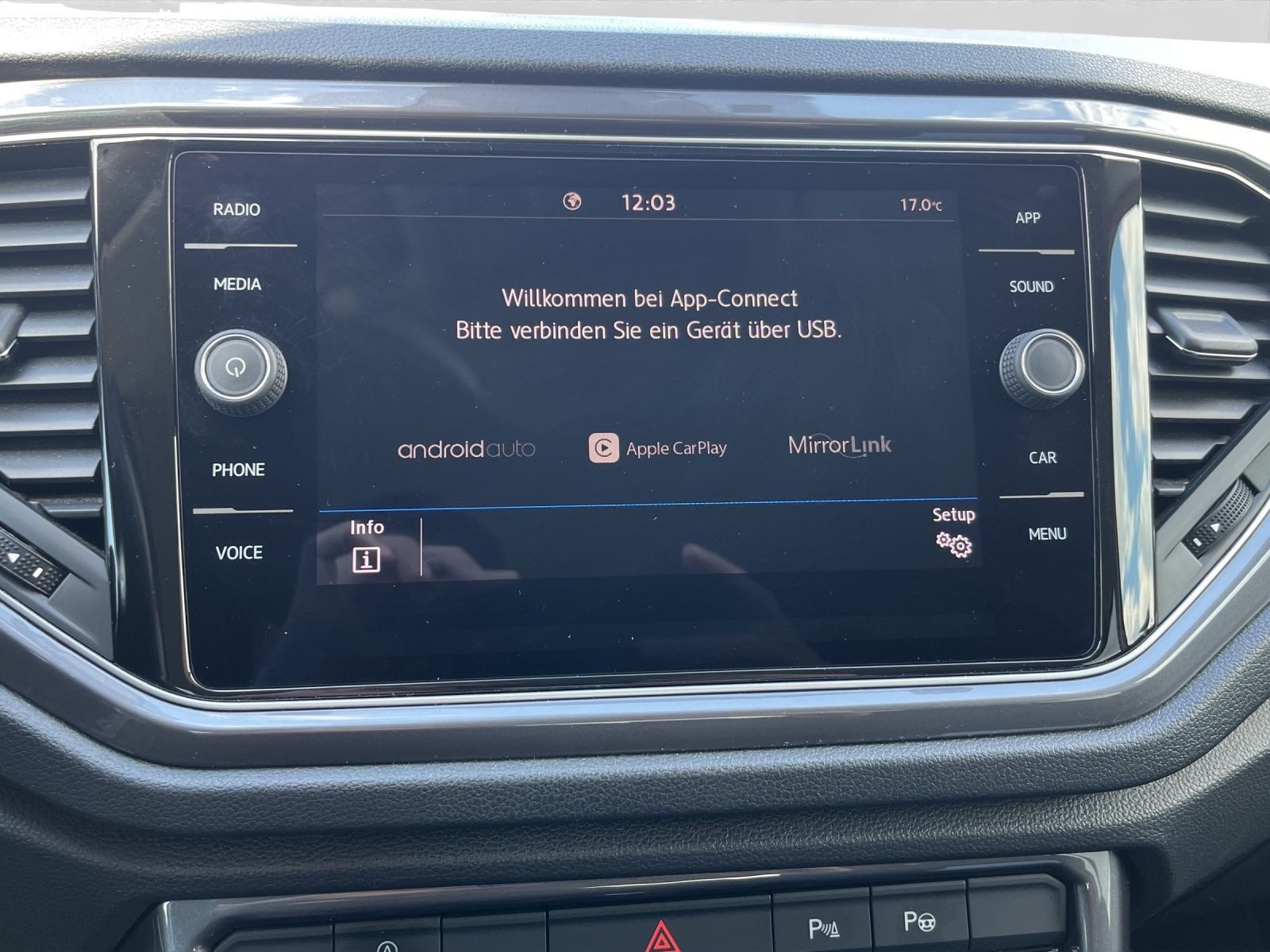 Volkswagen T-Roc – Foto 13
