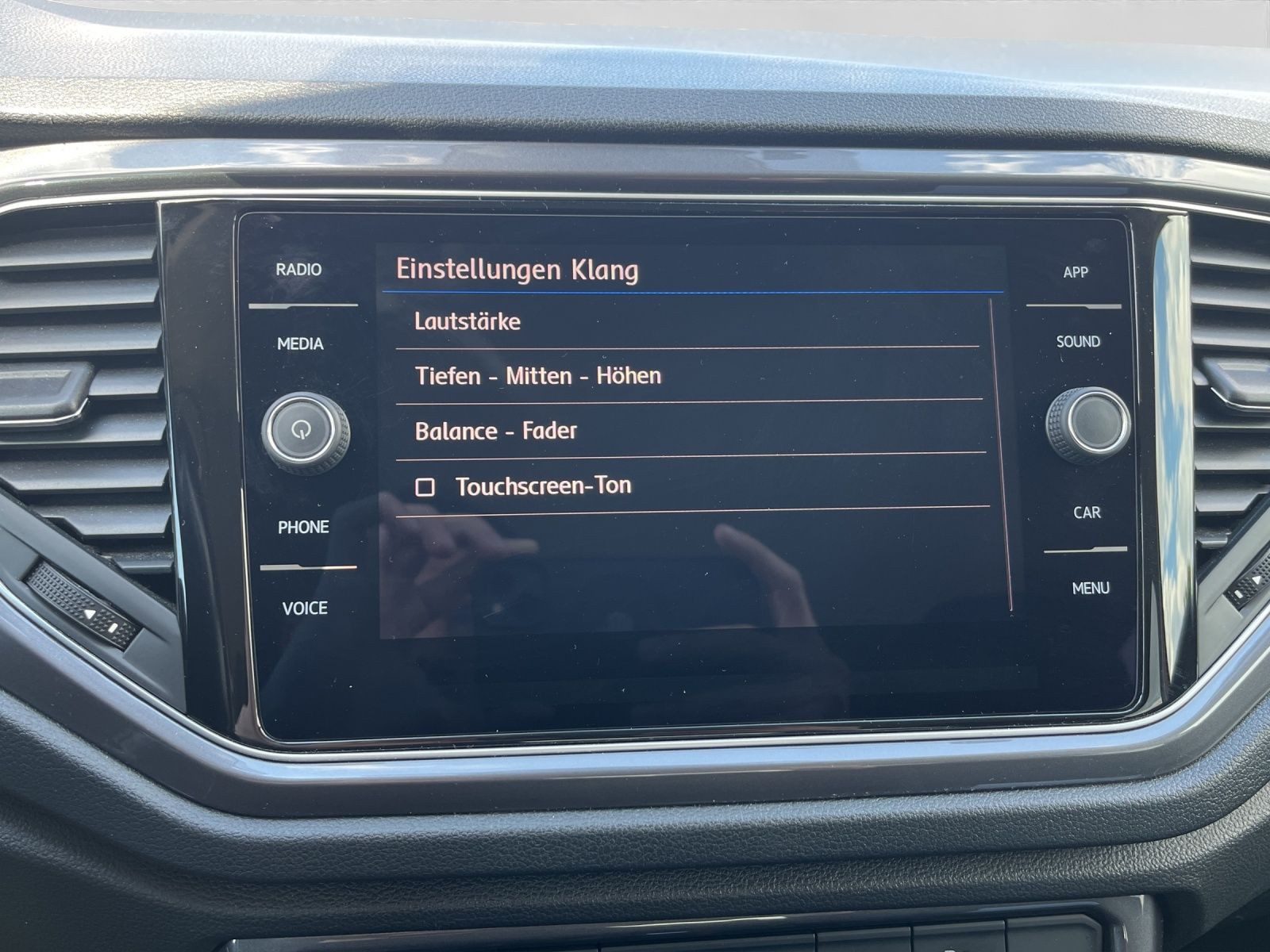 Volkswagen T-Roc – Foto 14