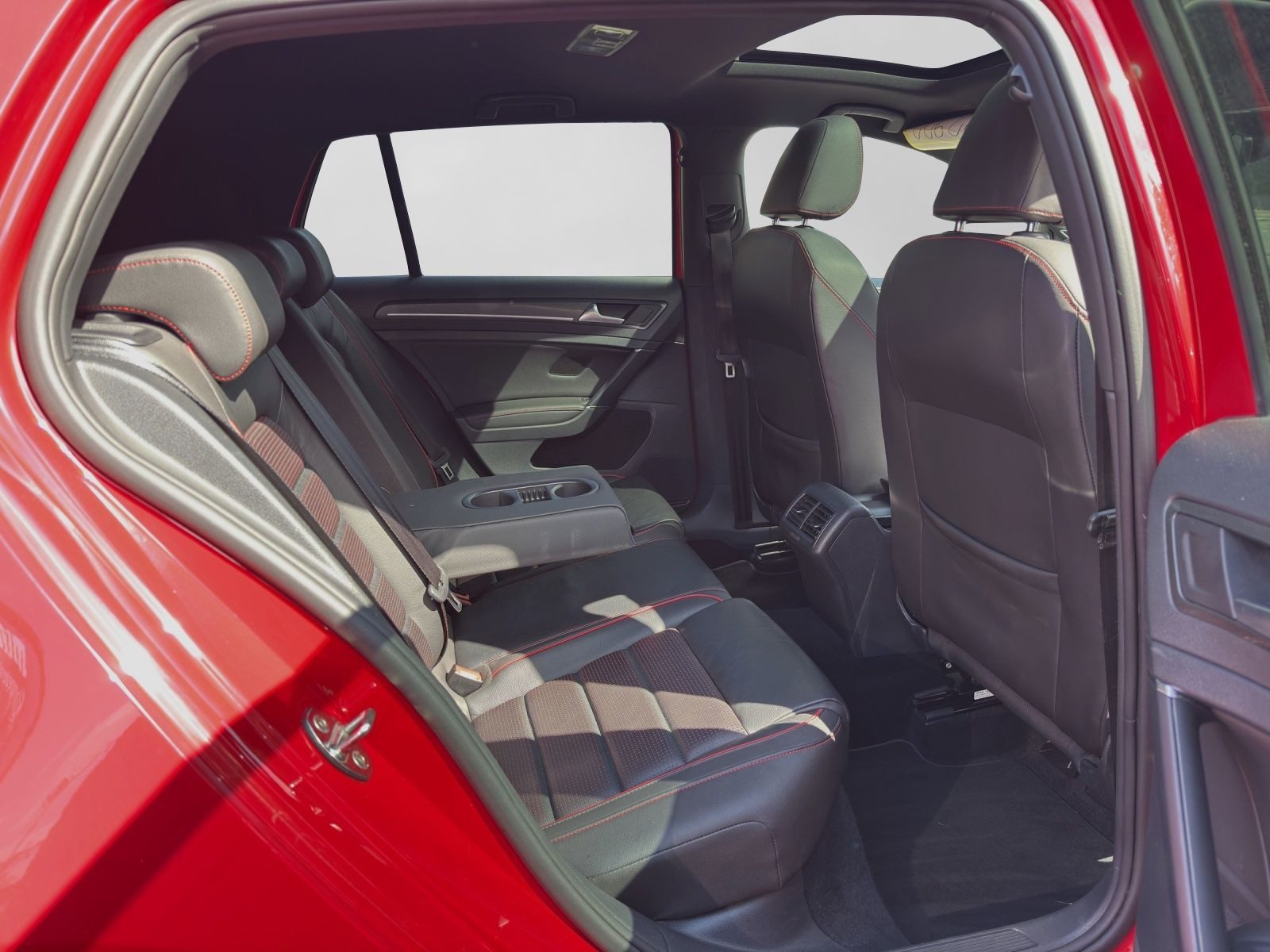 Volkswagen Golf GTI – Bild 6