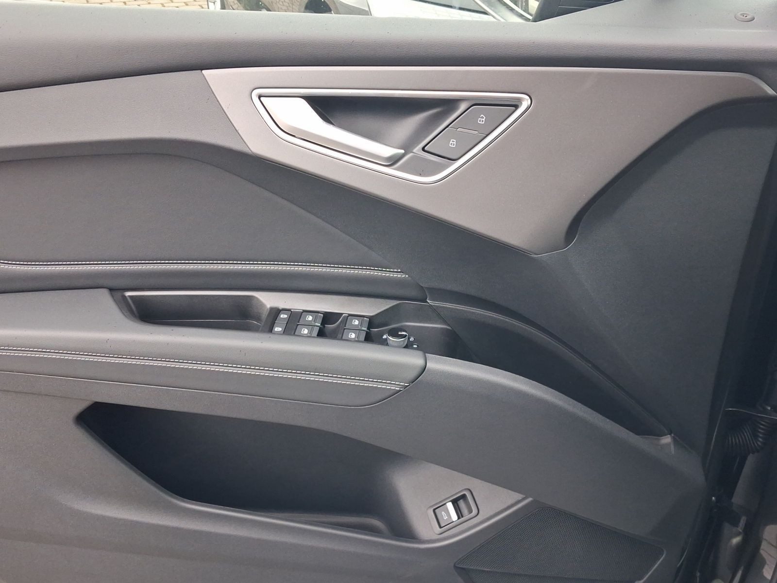 Audi Q4 e-tron – Foto 8