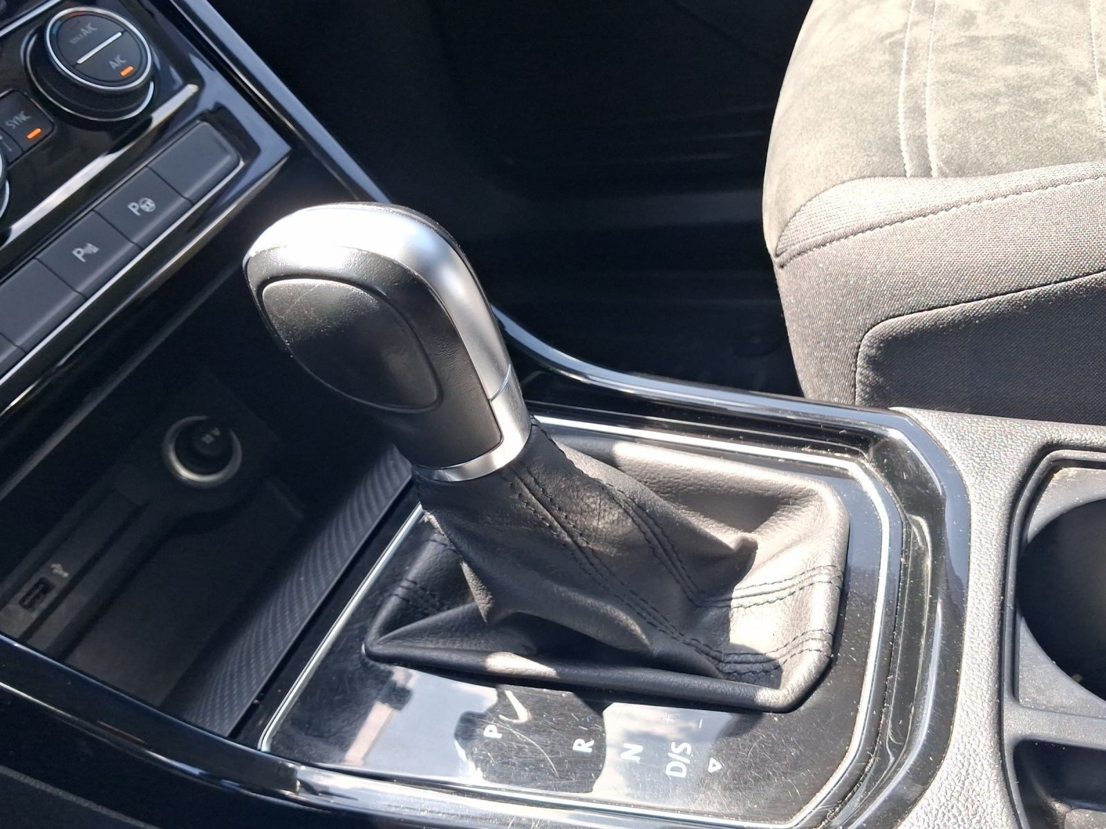 Volkswagen Touran – Bild 11