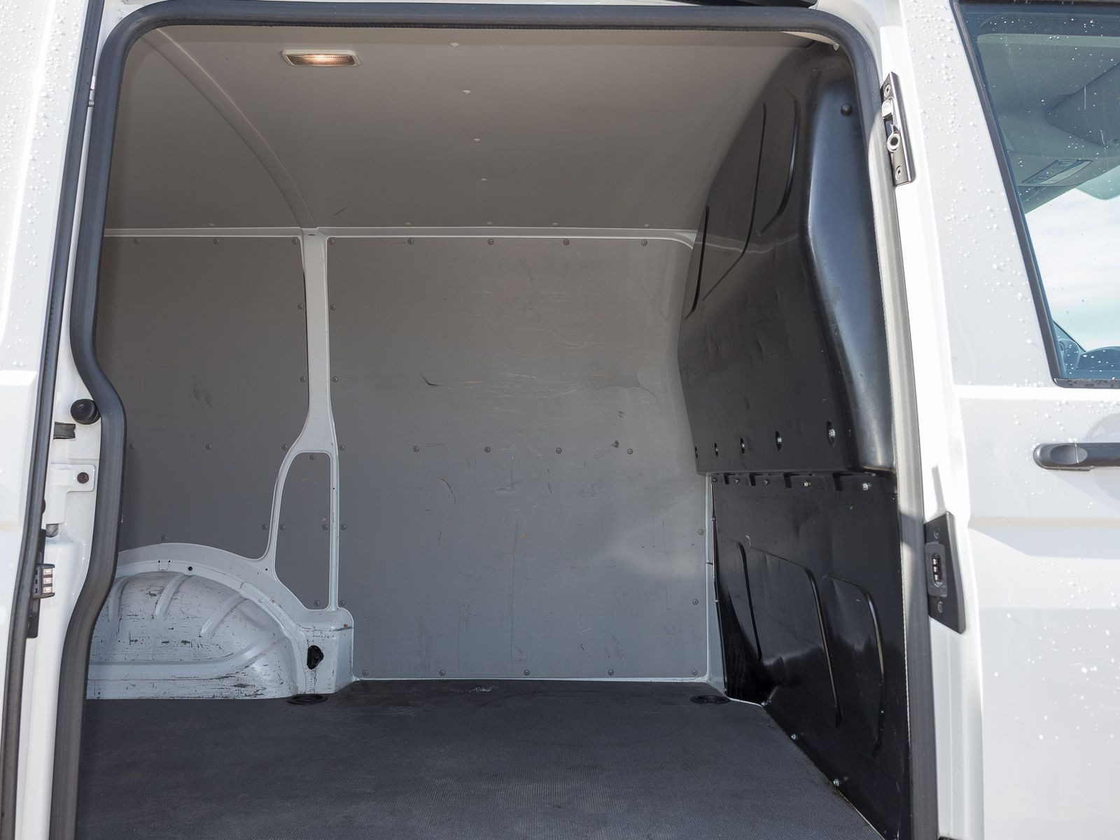 Volkswagen T6 Kasten – Bild 8