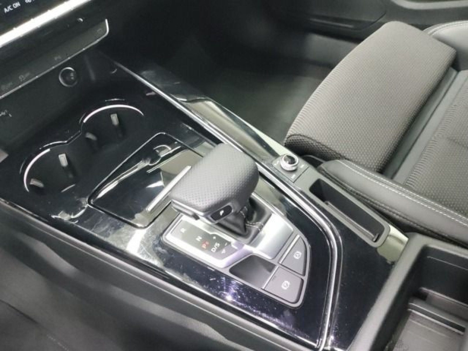 Audi A4 Avant – Foto 11
