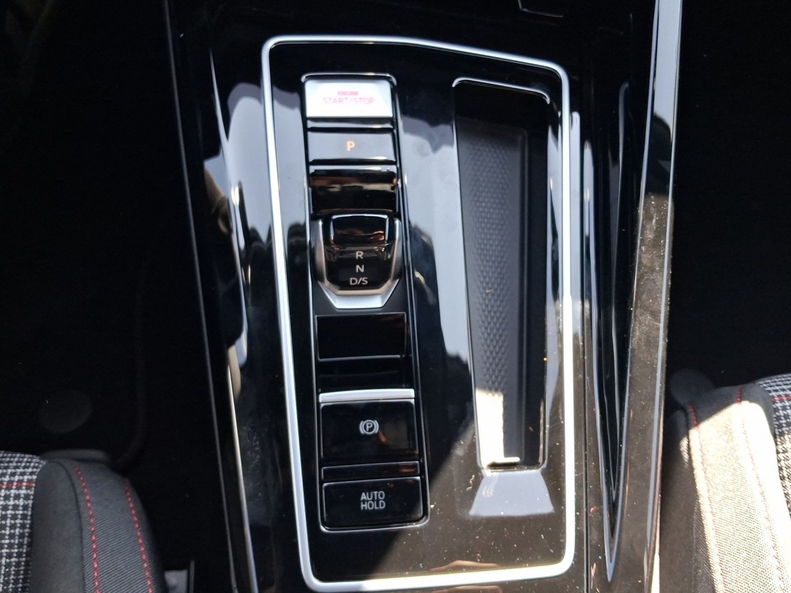 Volkswagen Golf GTI – Bild 11