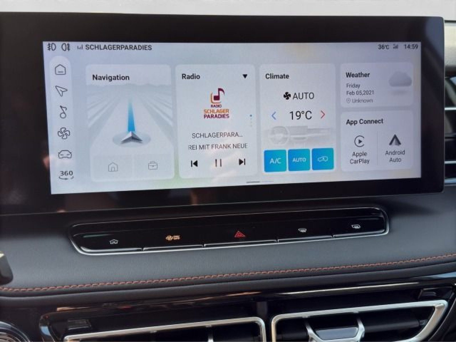 MG HS – Bild 15