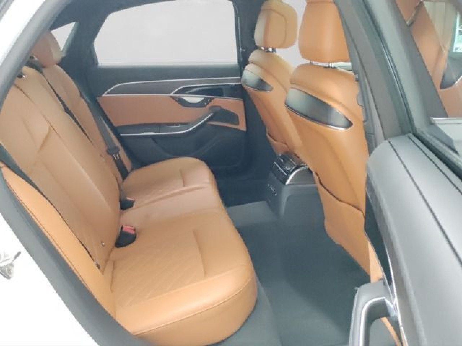 Audi A8 – Bild 6