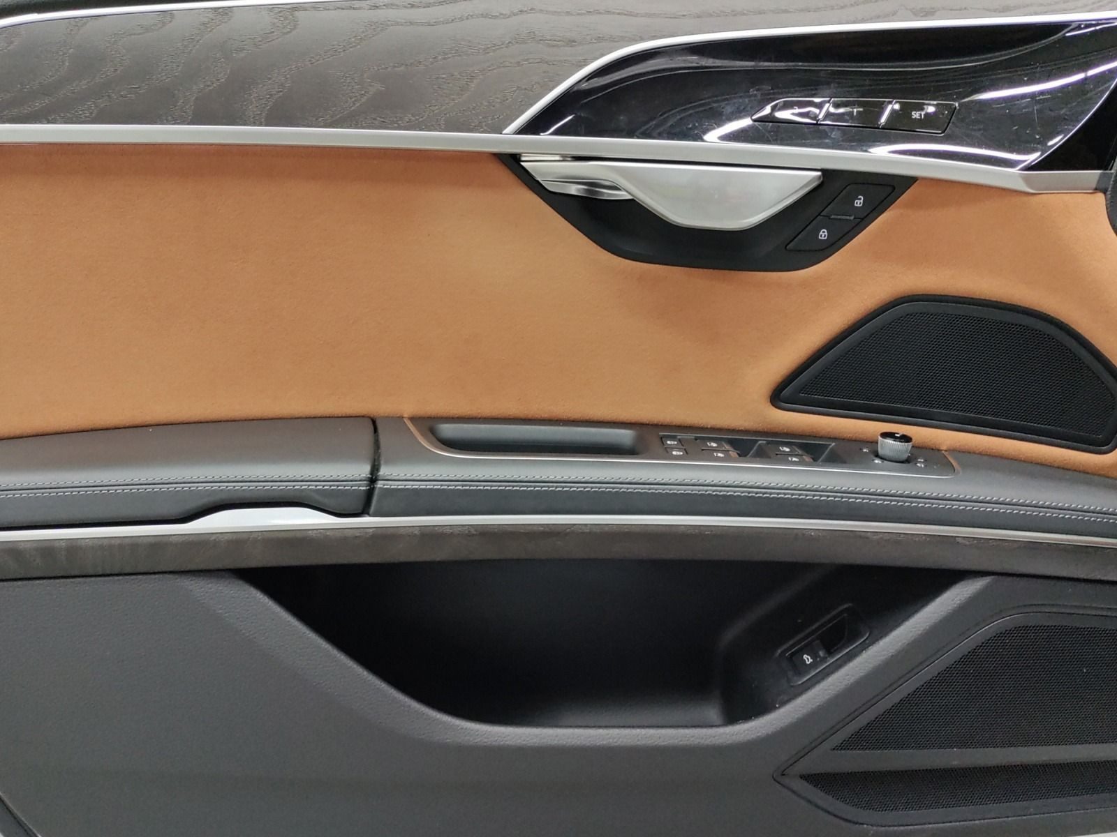 Audi A8 – Bild 8