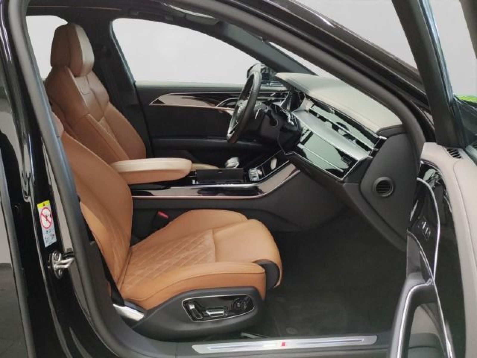 Audi A8 – Bild 4