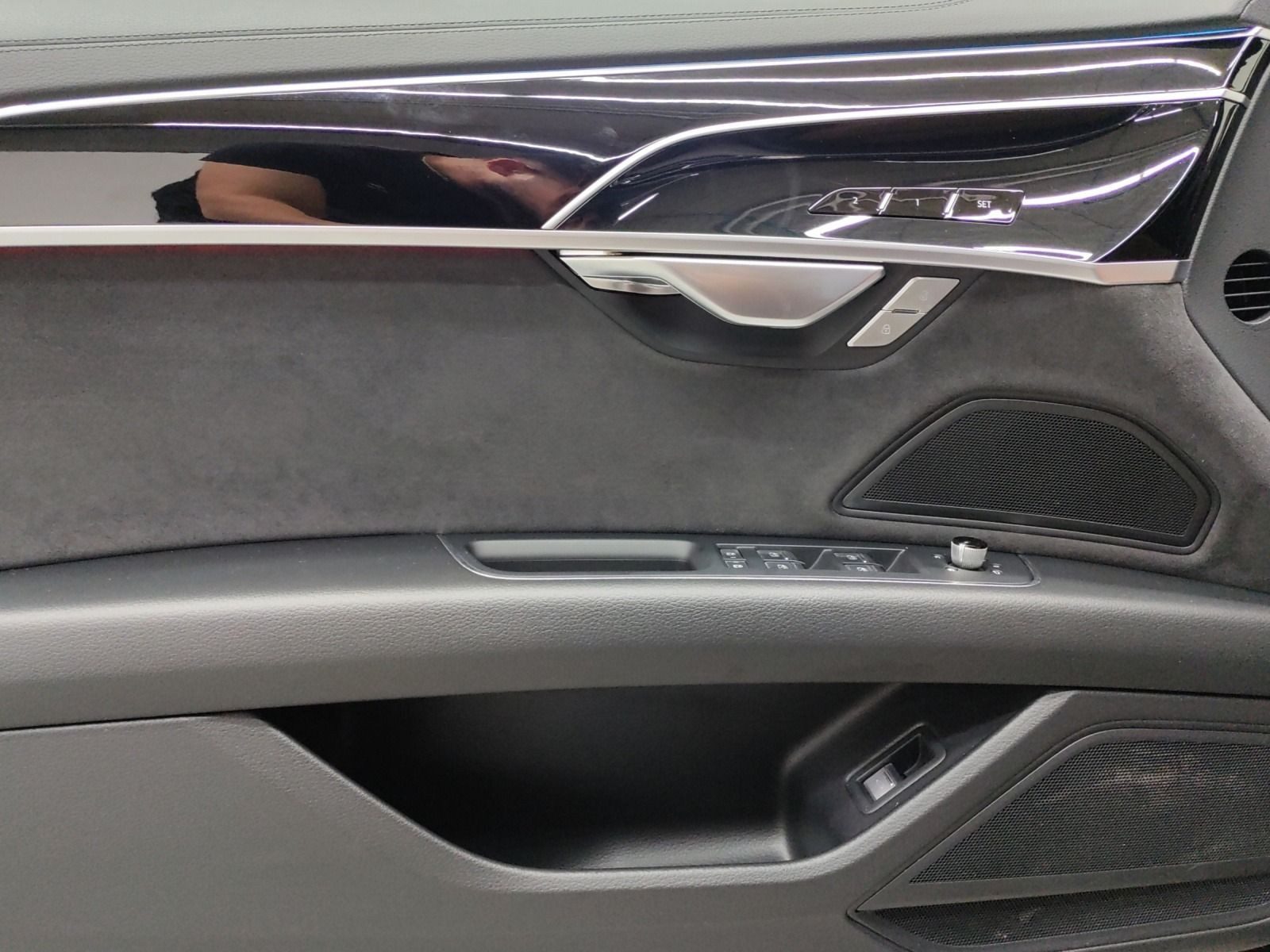 Audi A8 – Bild 8