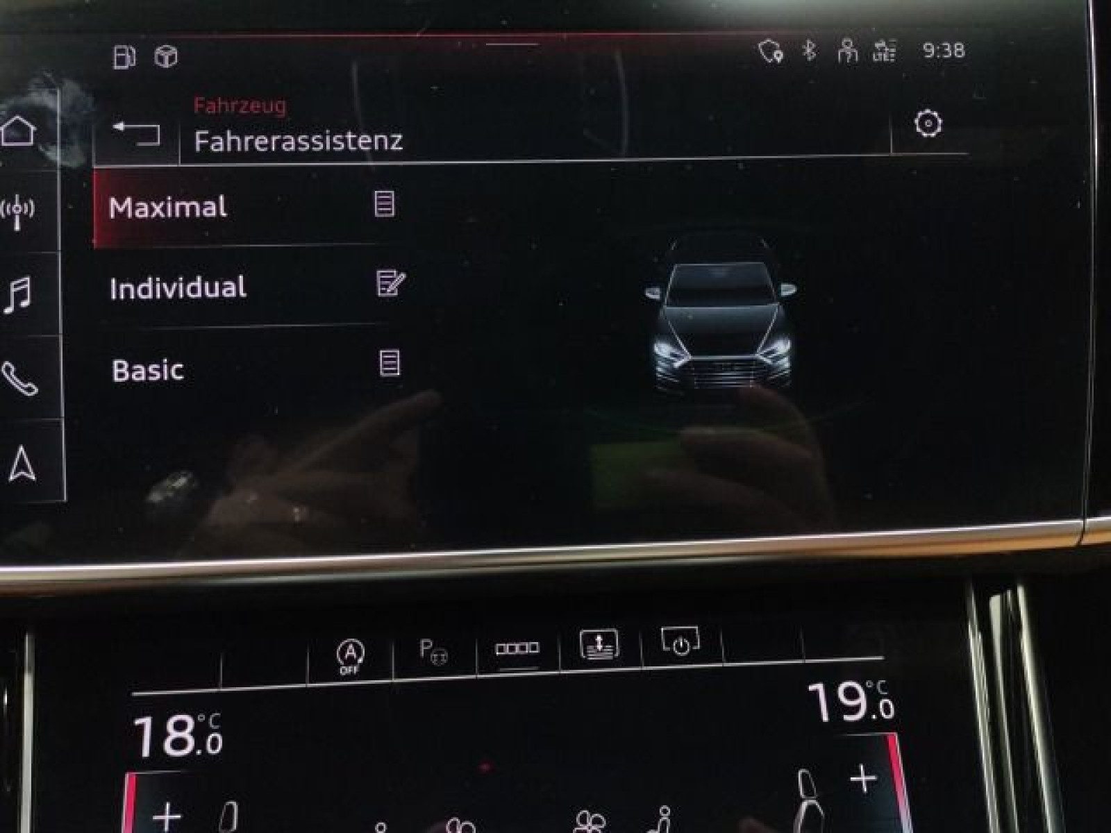 Audi A8 – Bild 12