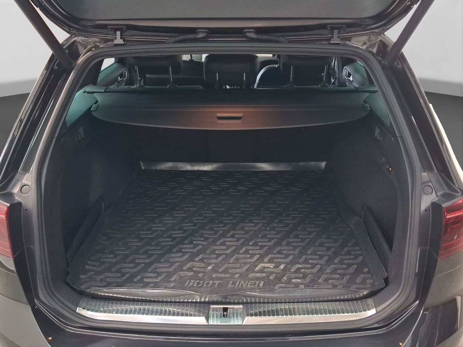 Volkswagen Passat Alltrack – Bild 17