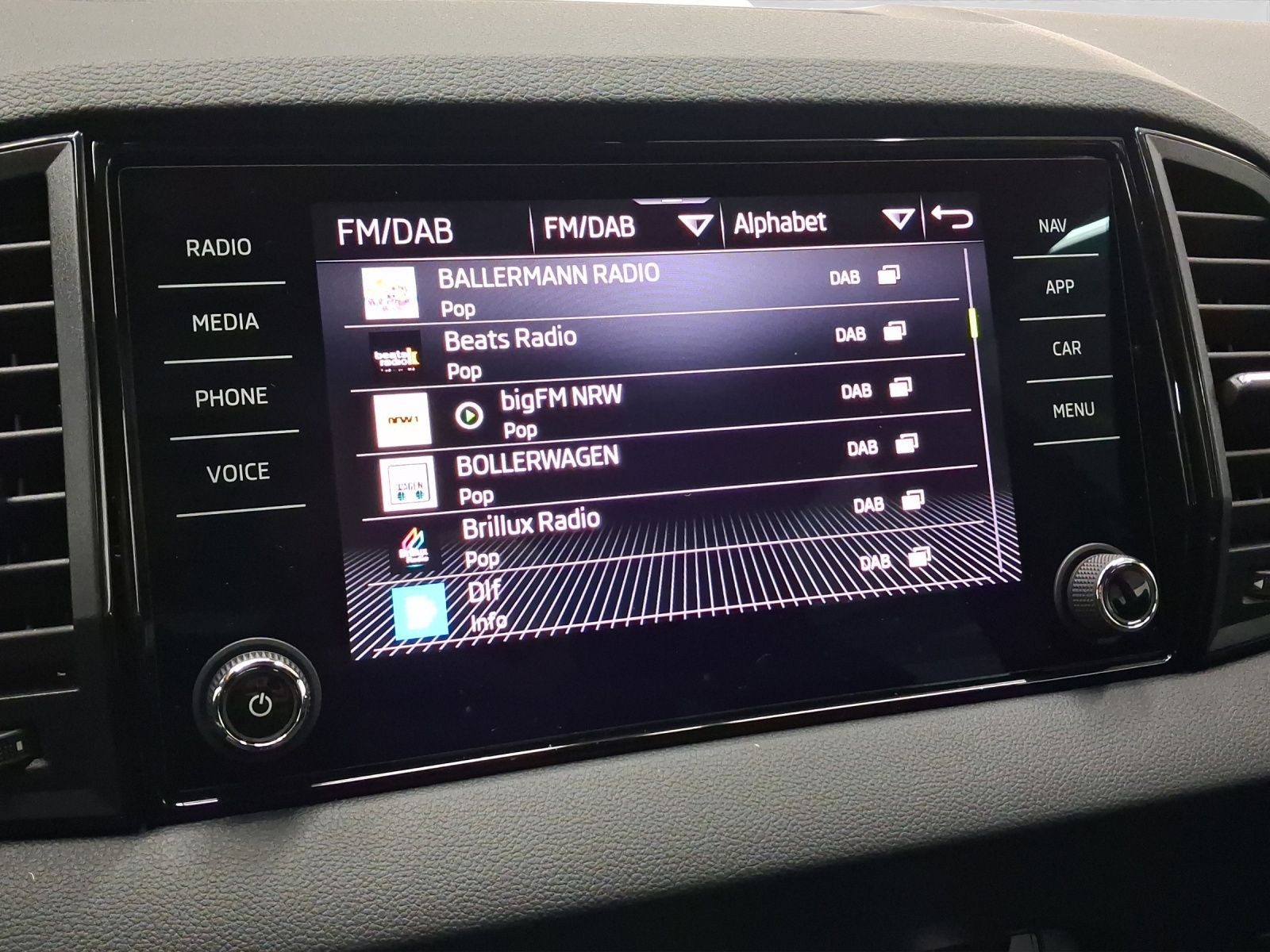 Skoda Karoq – Foto 14
