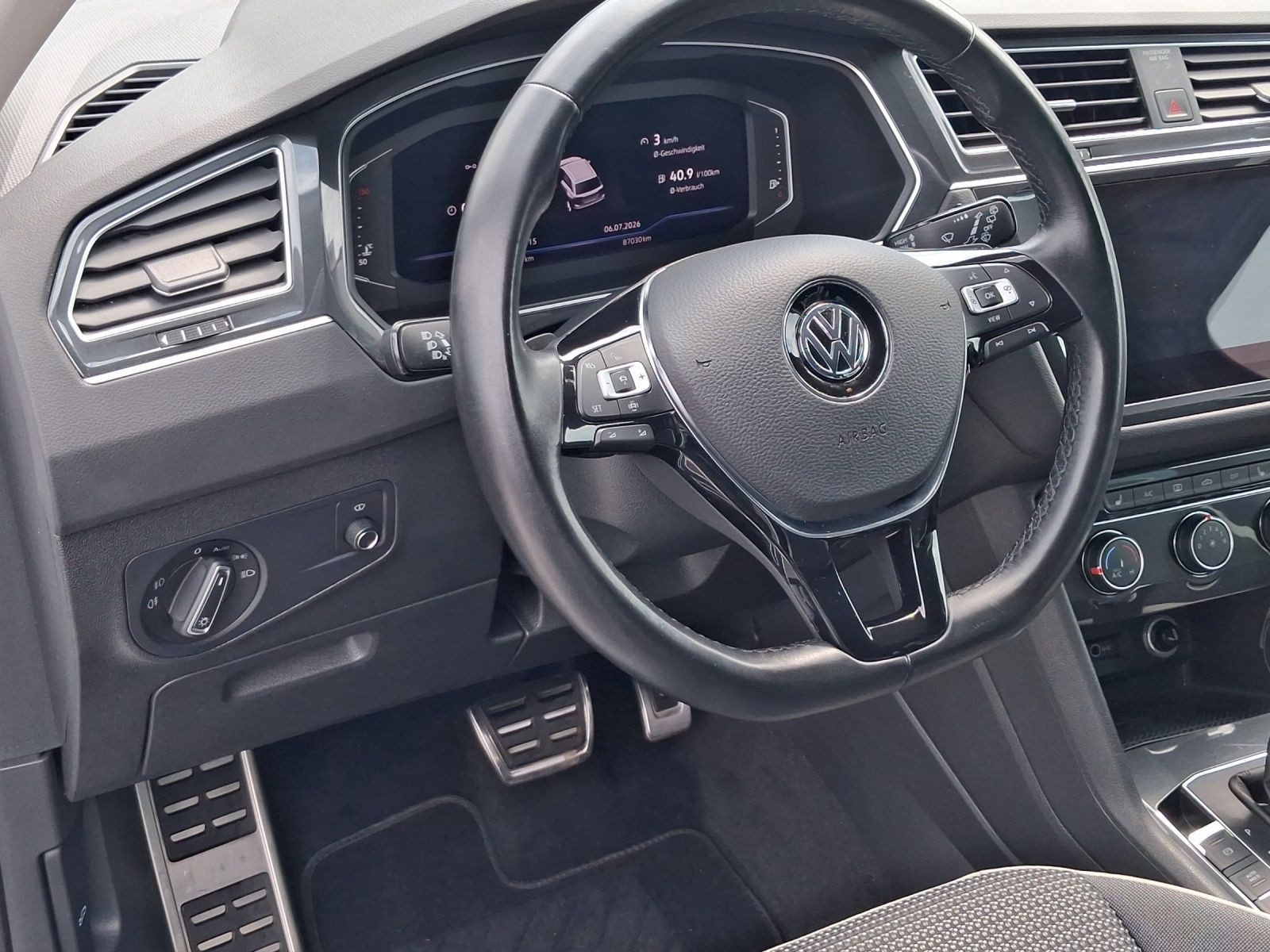 Volkswagen Tiguan – Foto 9