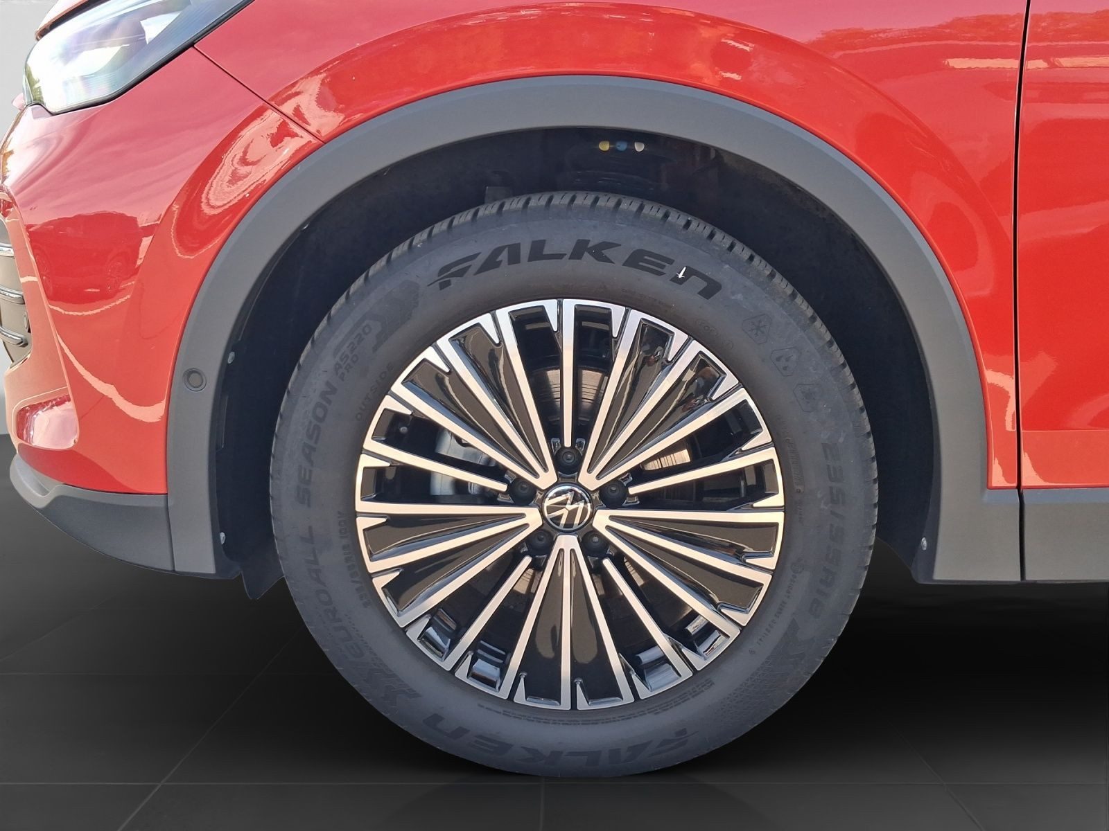 Volkswagen Tiguan – Bild 7