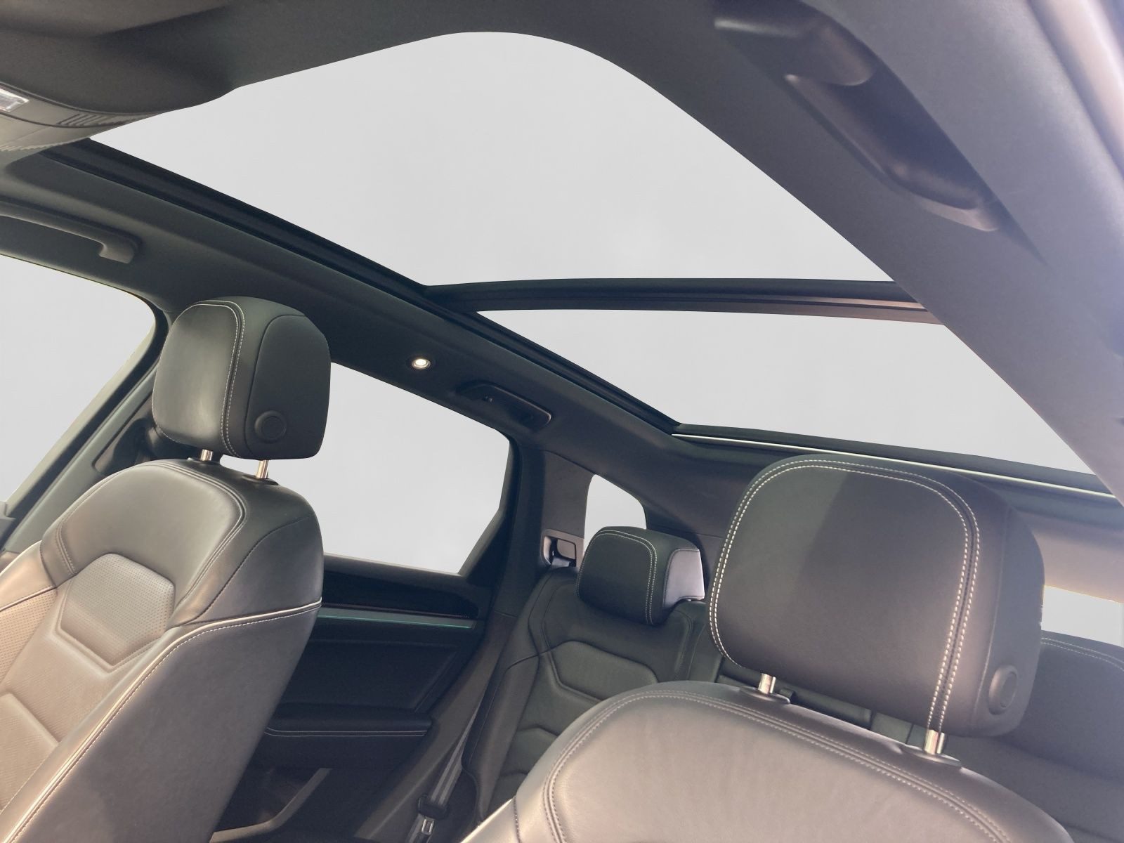 Volkswagen Touareg – Bild 18