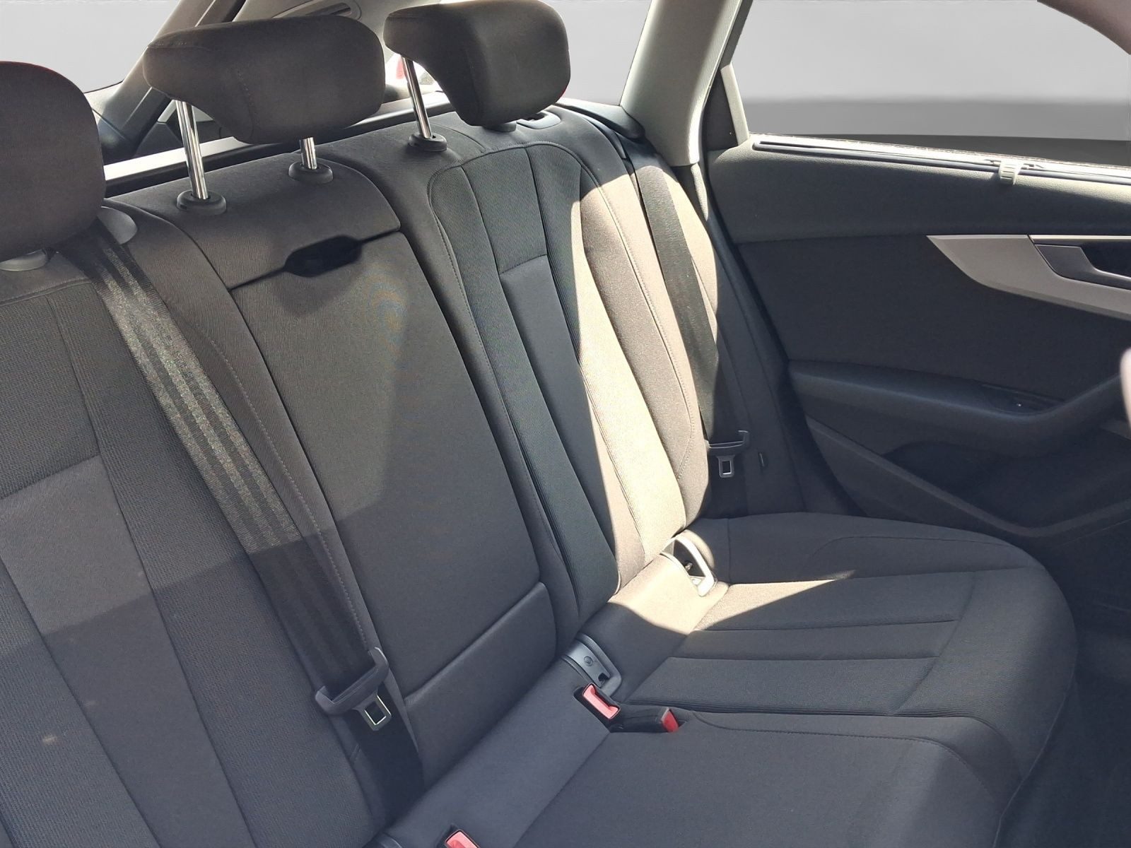 Audi A4 Avant – Bild 7