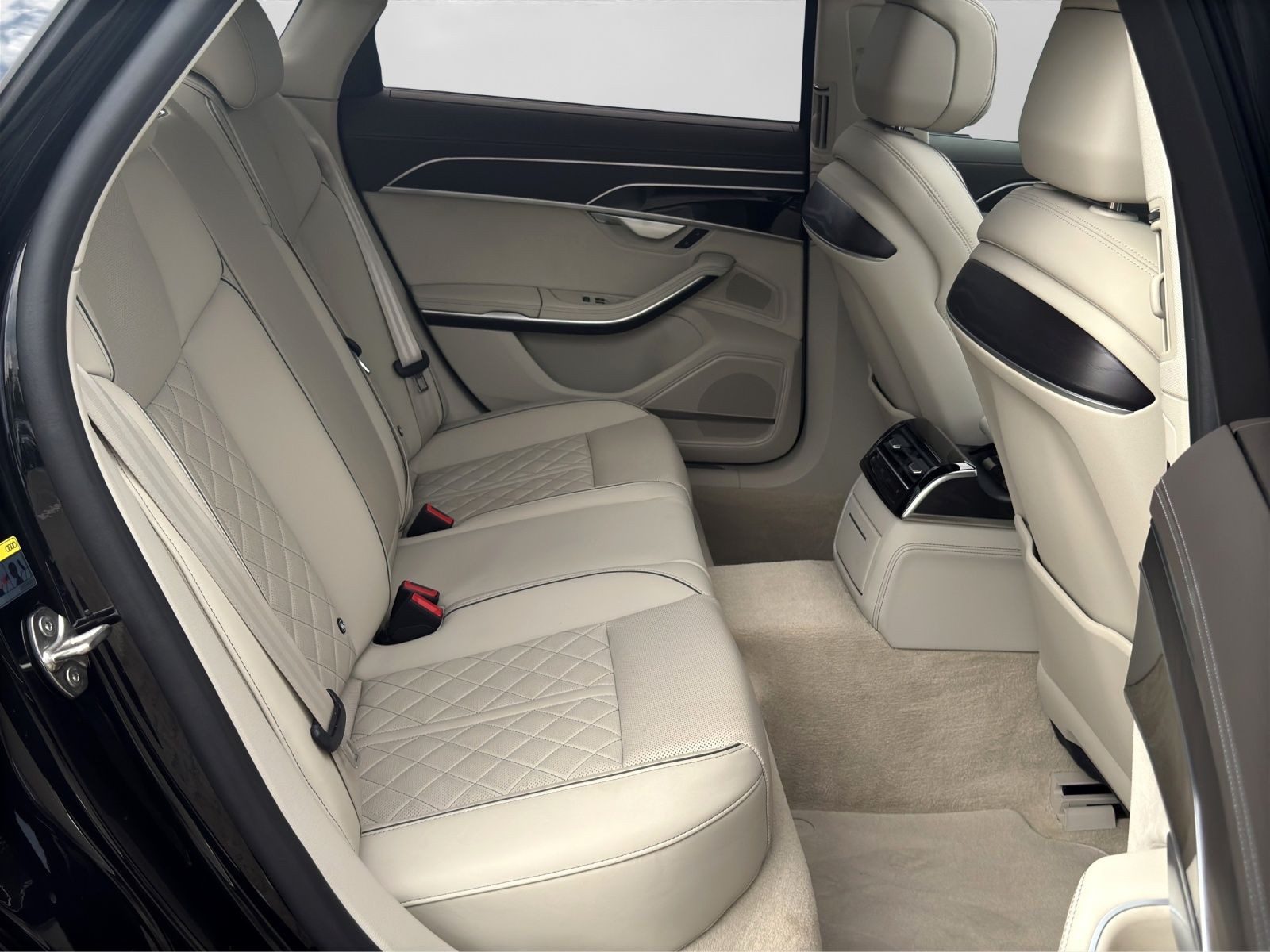 Audi A8 – Bild 6