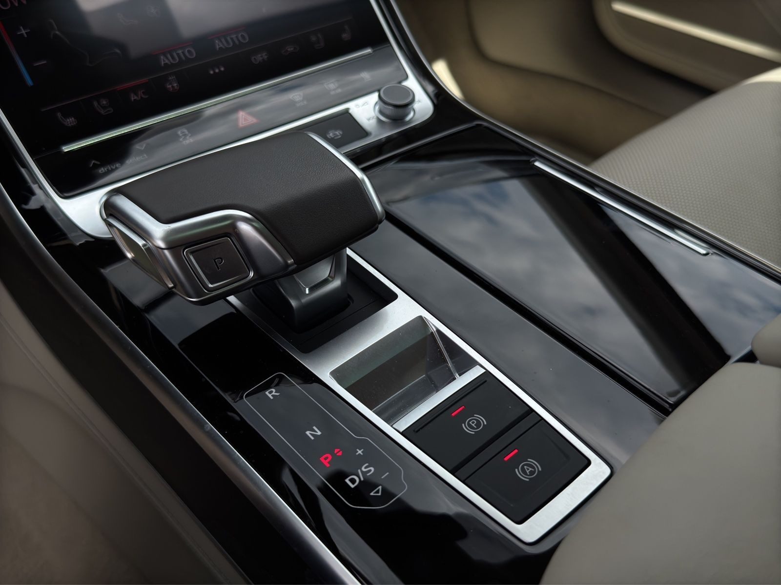 Audi A8 – Bild 11