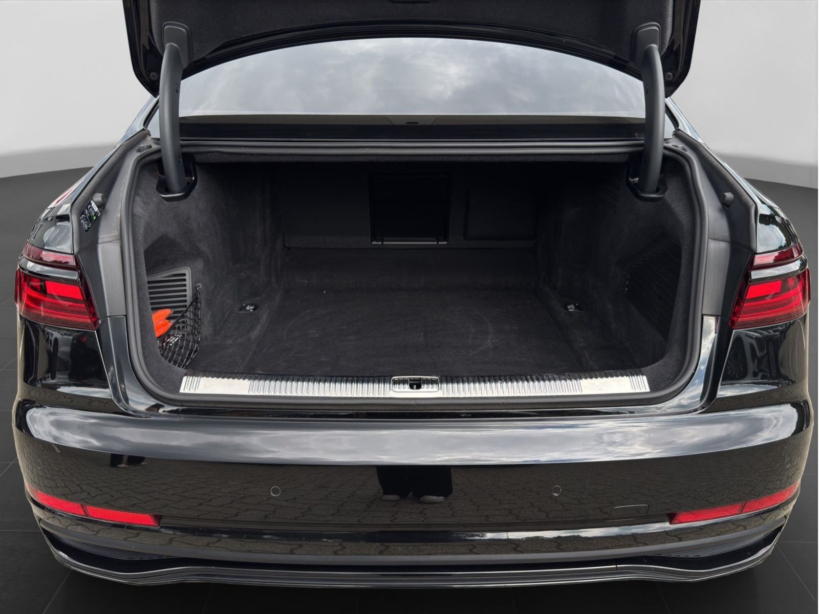Audi A8 – Bild 17